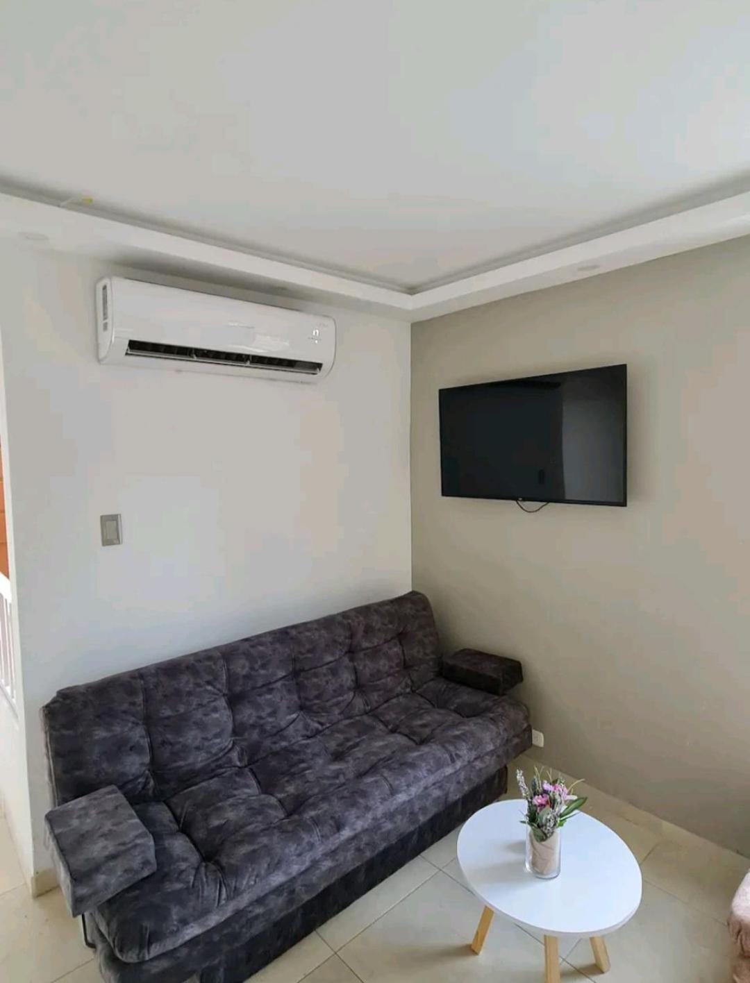 Apartamentos la flora