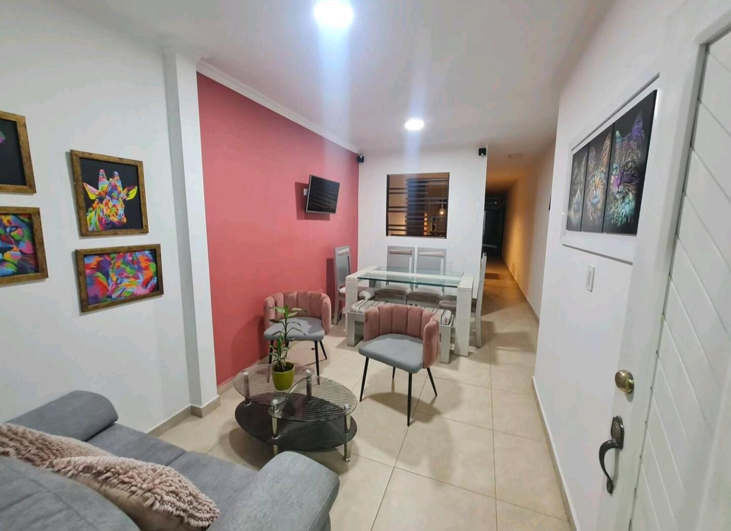 Apartamentos la flora
