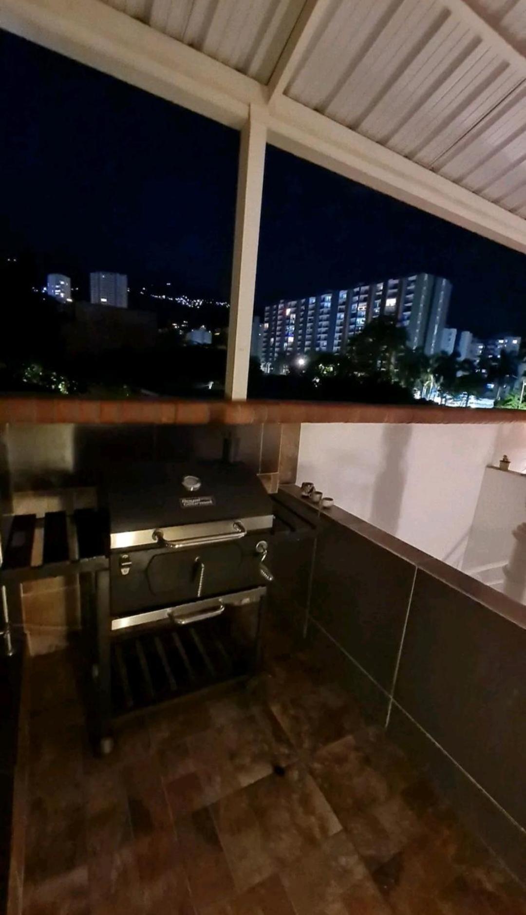 Apartamentos la flora