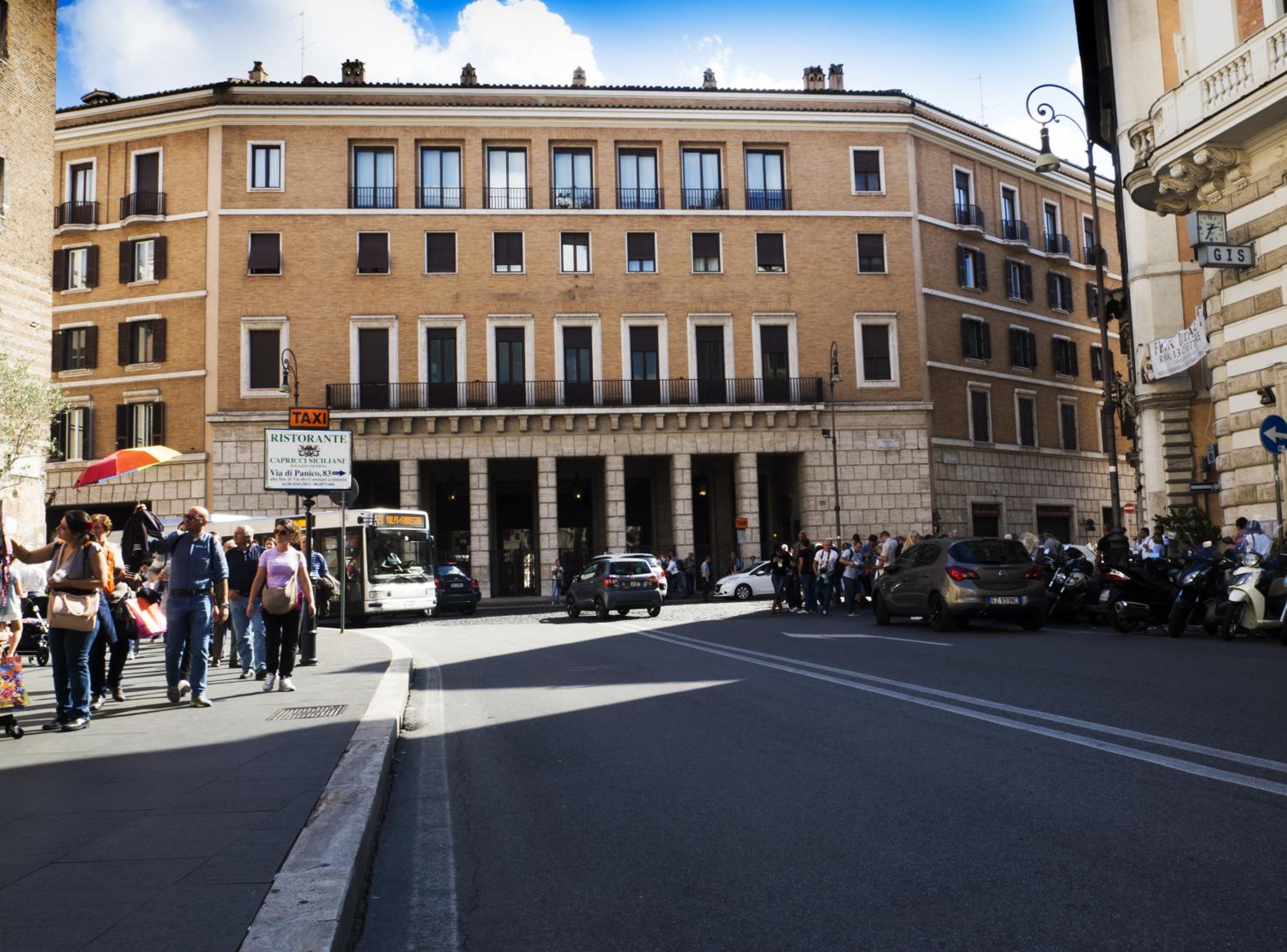 Navona Living Rome