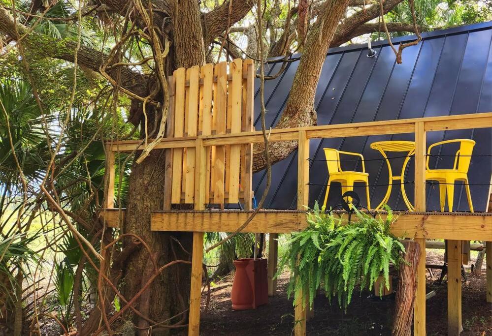 A Secluded Quiet Oasis with Beach Pass