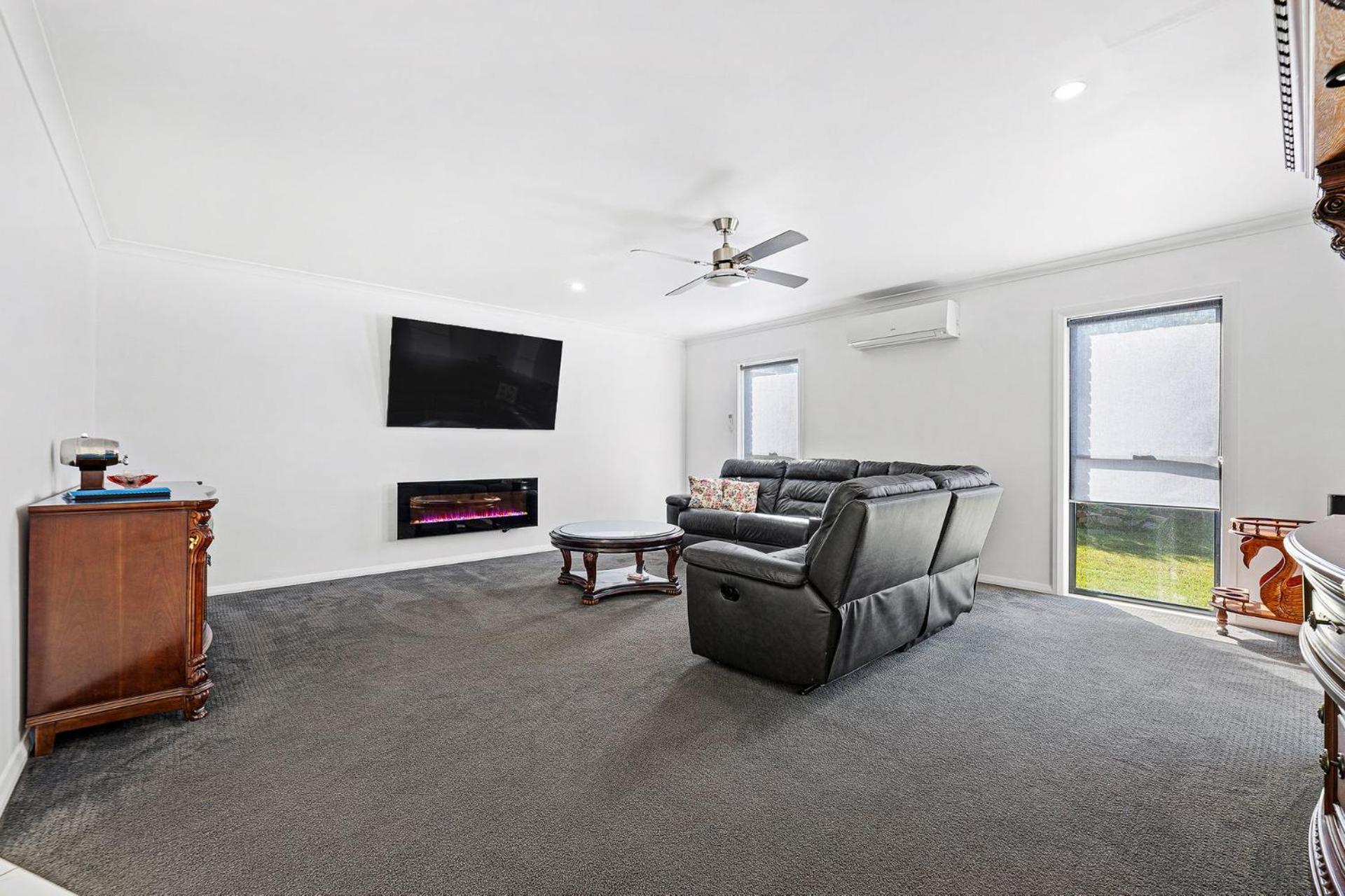 28 Yabbarra Drive Dalmeny