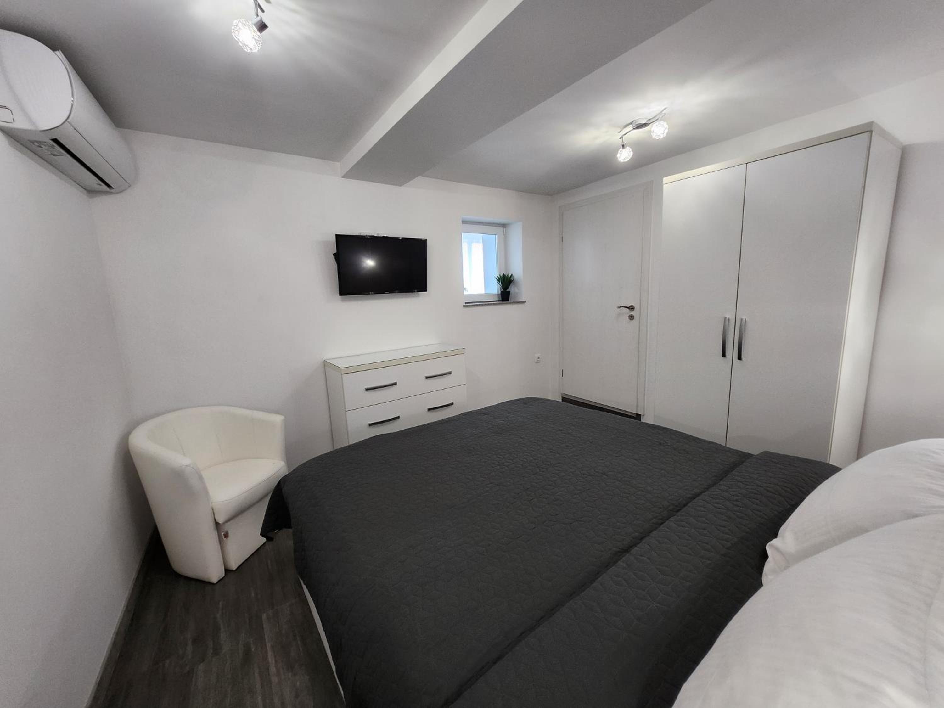 PANORAMNA - Guest Rooms