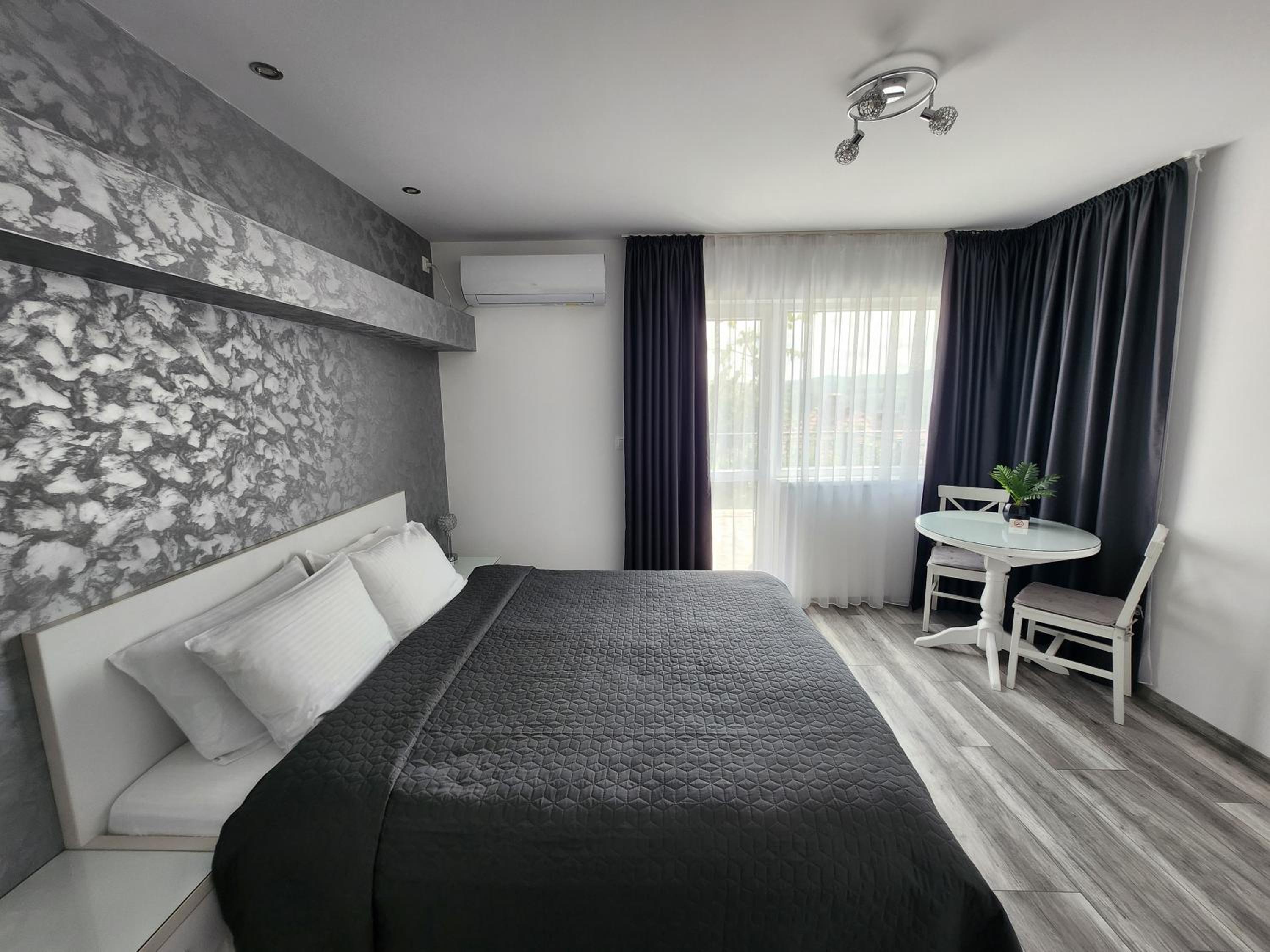 PANORAMNA - Guest Rooms