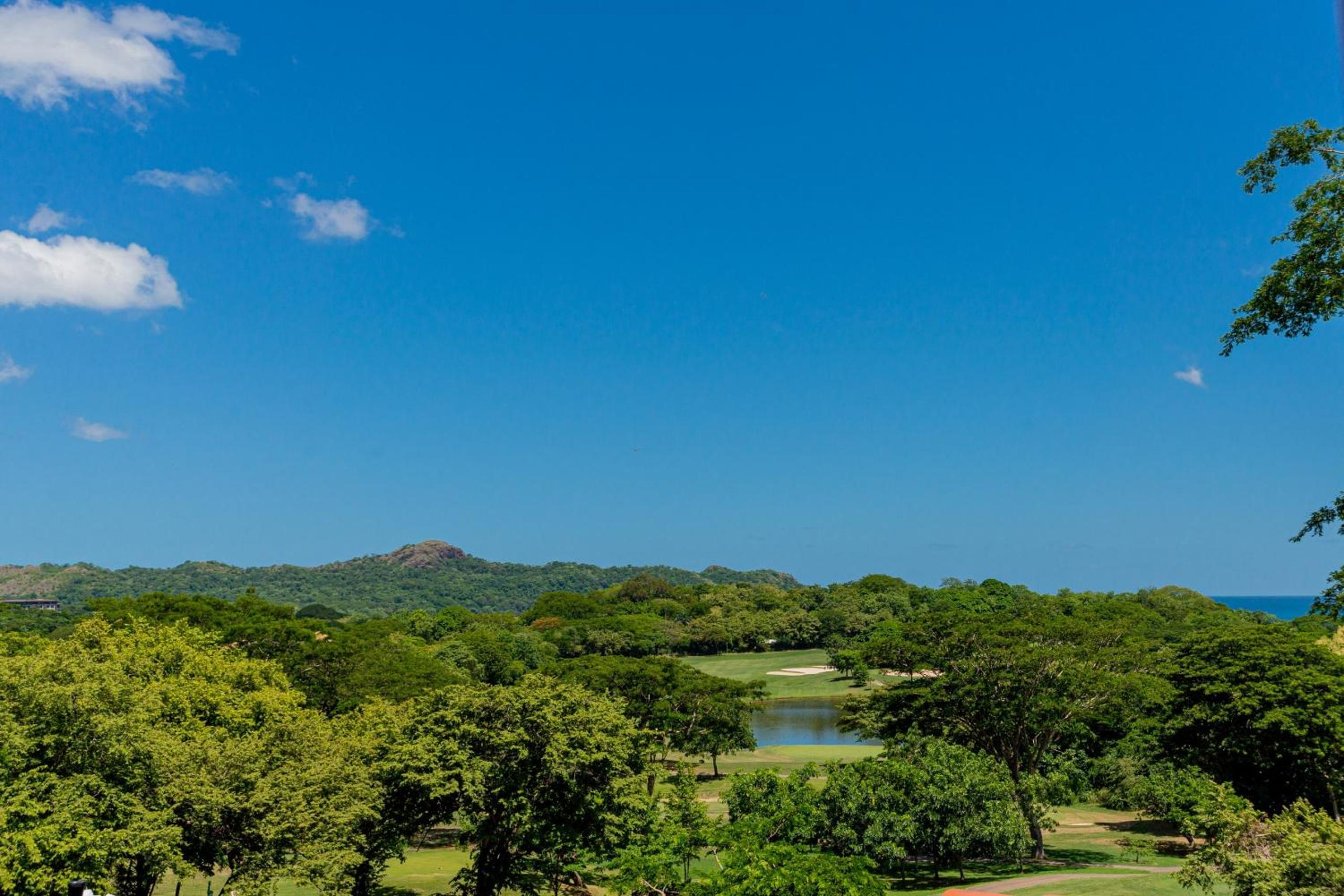 Boungainvillea 1203 Luxury Apartment - Reserva Conchal
