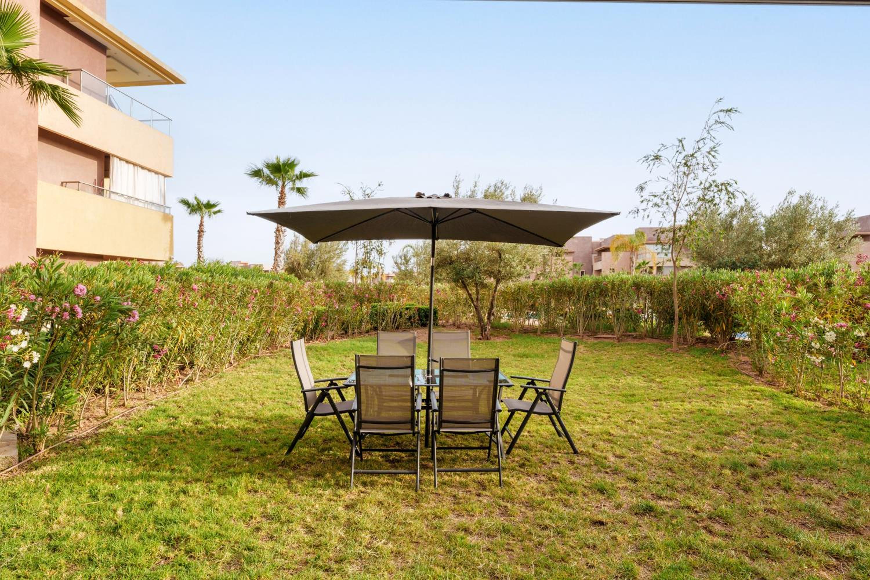 Relax in Front of Pool-Golf view 5