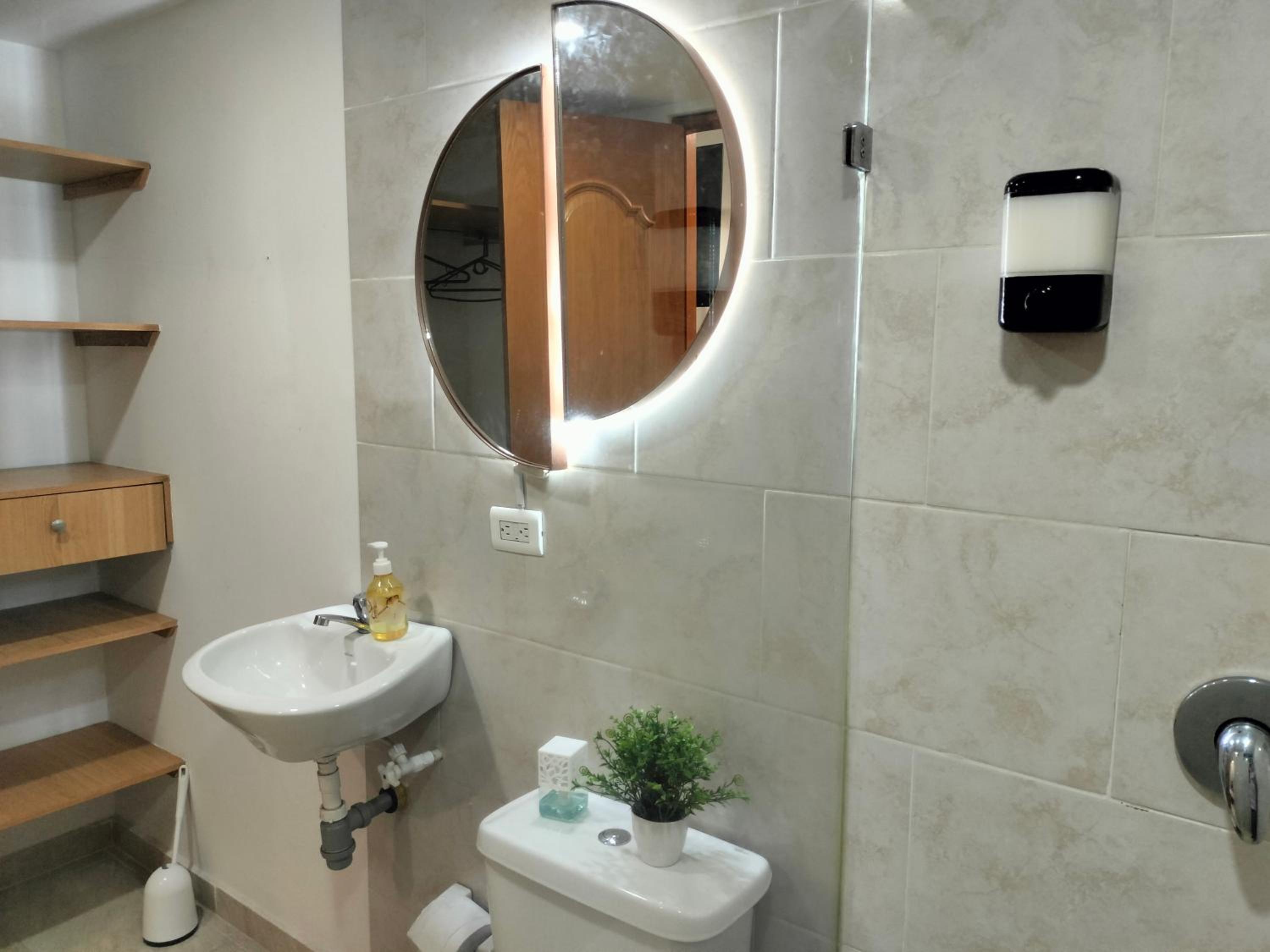 Apartamento en el corazón de la ciudad con impresionantes vistas urbanas 301