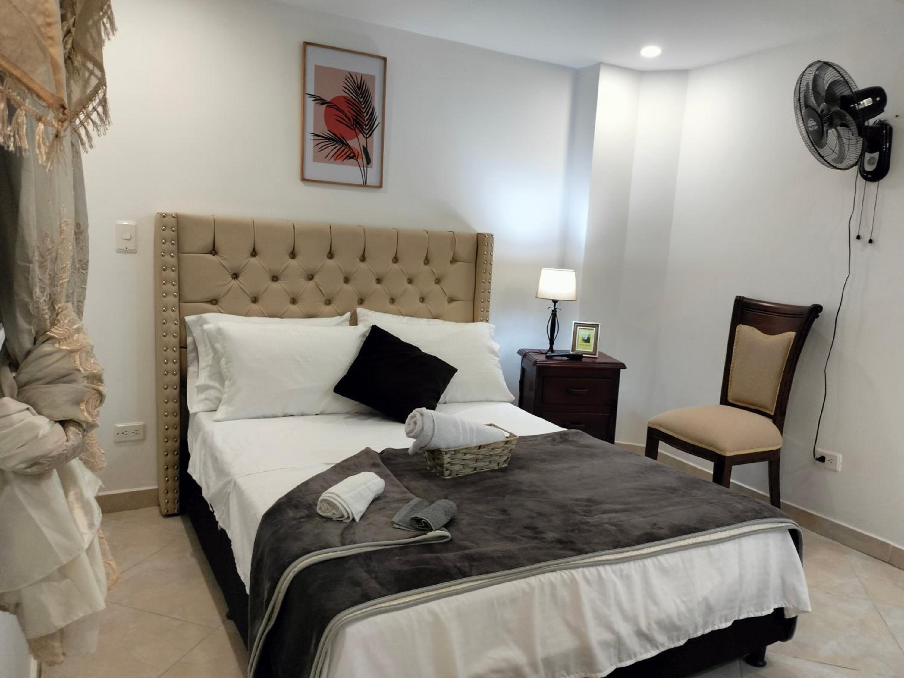Apartamento en el corazón de la ciudad con impresionantes vistas urbanas 301