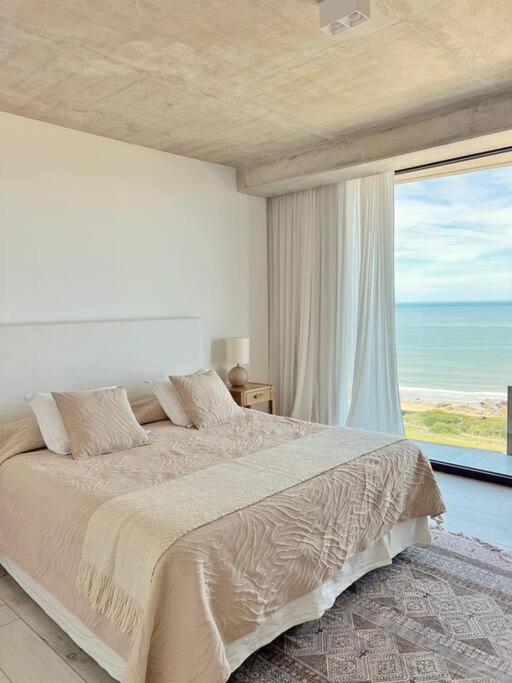 Surfside luxury apartment Punta del Este view 4