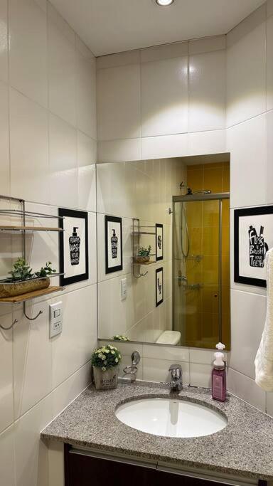 Cozy fully equipped apartment. 12 min from Fexco
