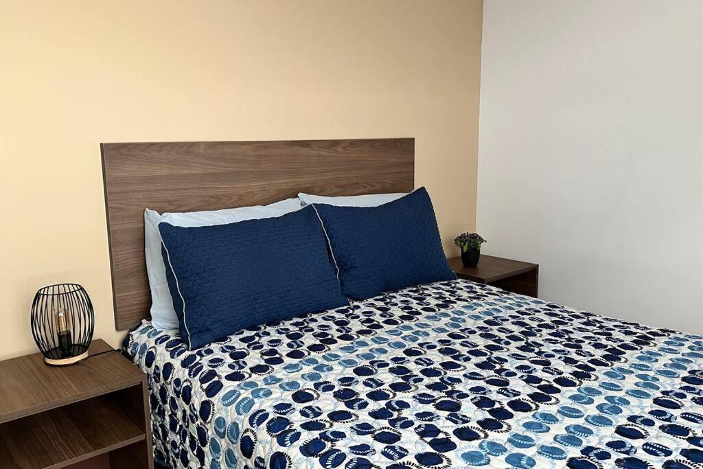 Cozy fully equipped apartment. 12 min from Fexco