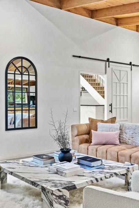Villa Syrene Pool and Spa Retreat