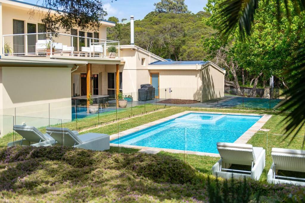 Villa Syrene Pool and Spa Retreat