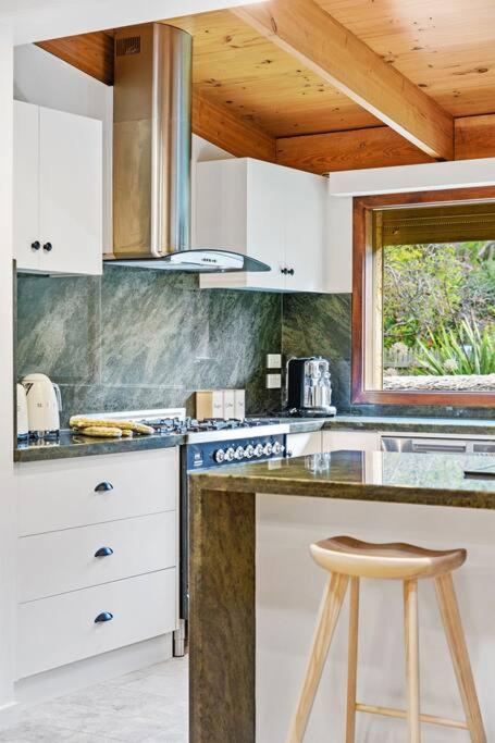 Villa Syrene Pool and Spa Retreat