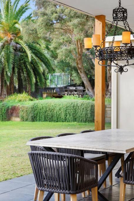 Villa Syrene Pool and Spa Retreat