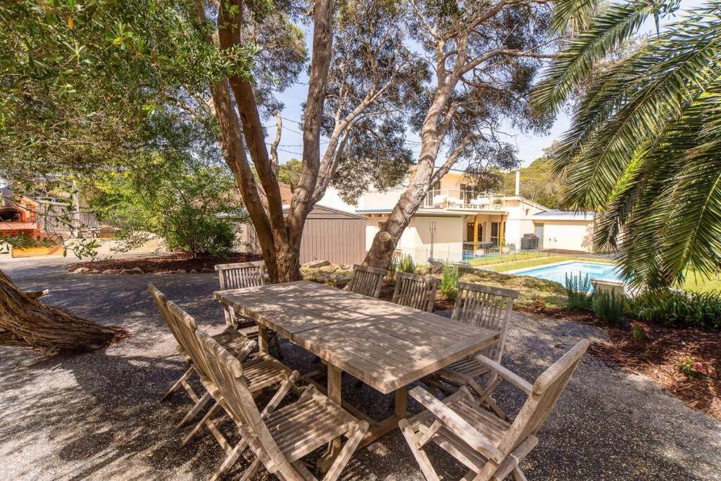 Villa Syrene Pool and Spa Retreat