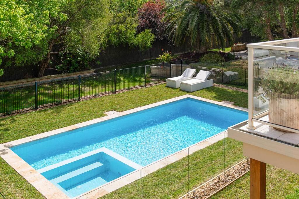 Villa Syrene Pool and Spa Retreat
