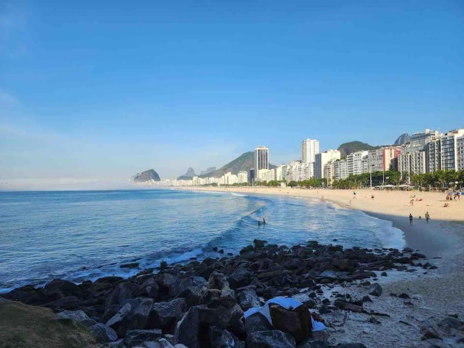 Copacabana Espaçoso Vista Lateral Mar