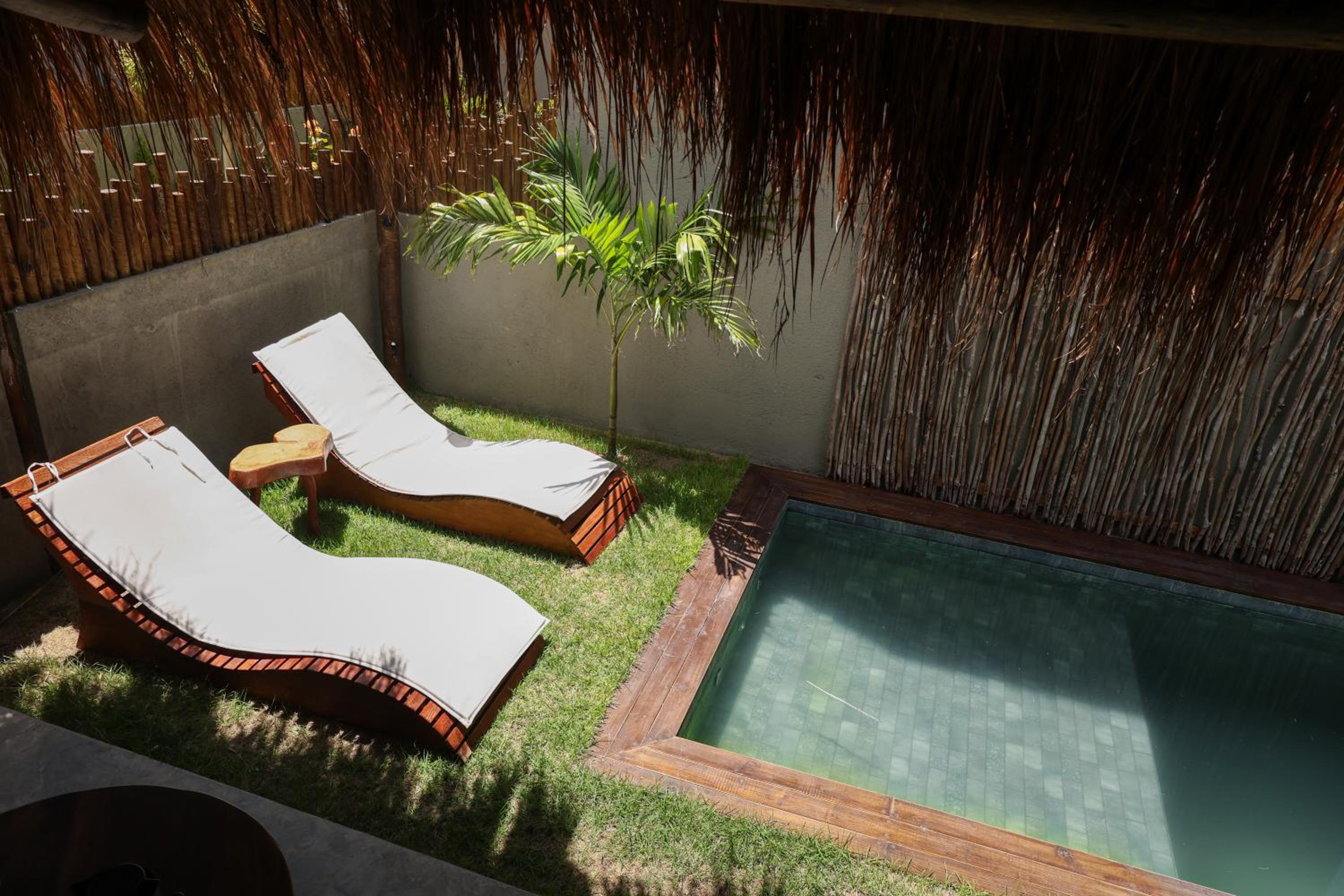 Vida Villa Boutique com piscina & vista mar!
