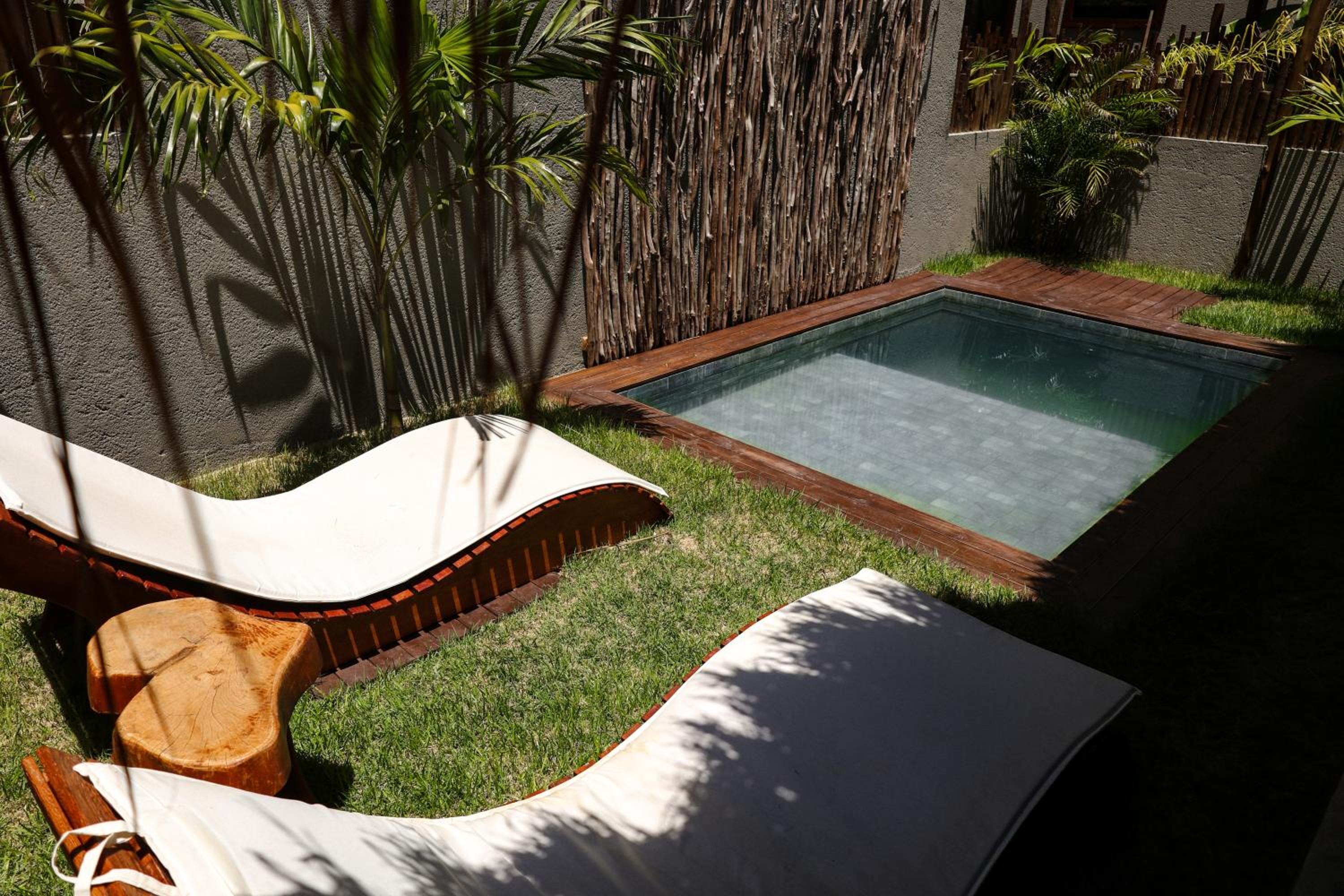 Vida Villa Boutique com piscina & vista mar!