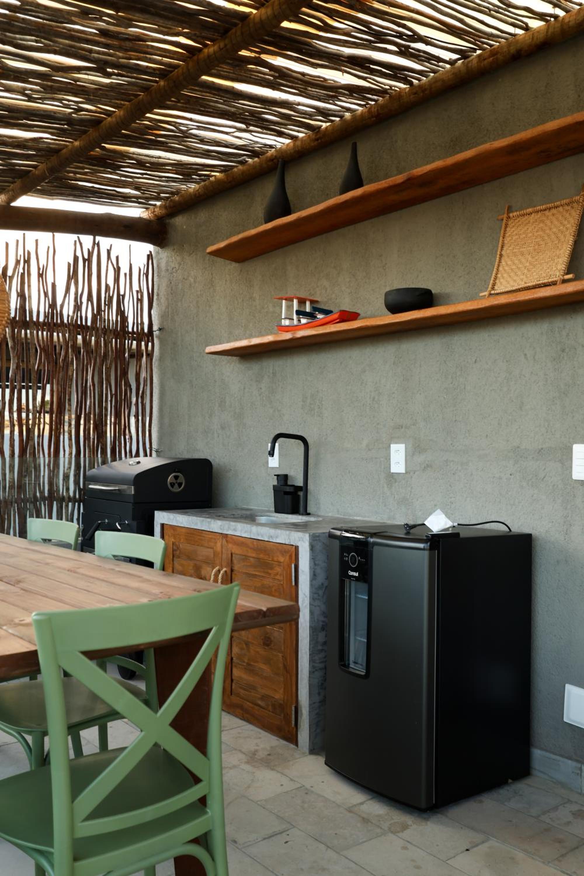 Vida Villa Boutique com piscina & vista mar!