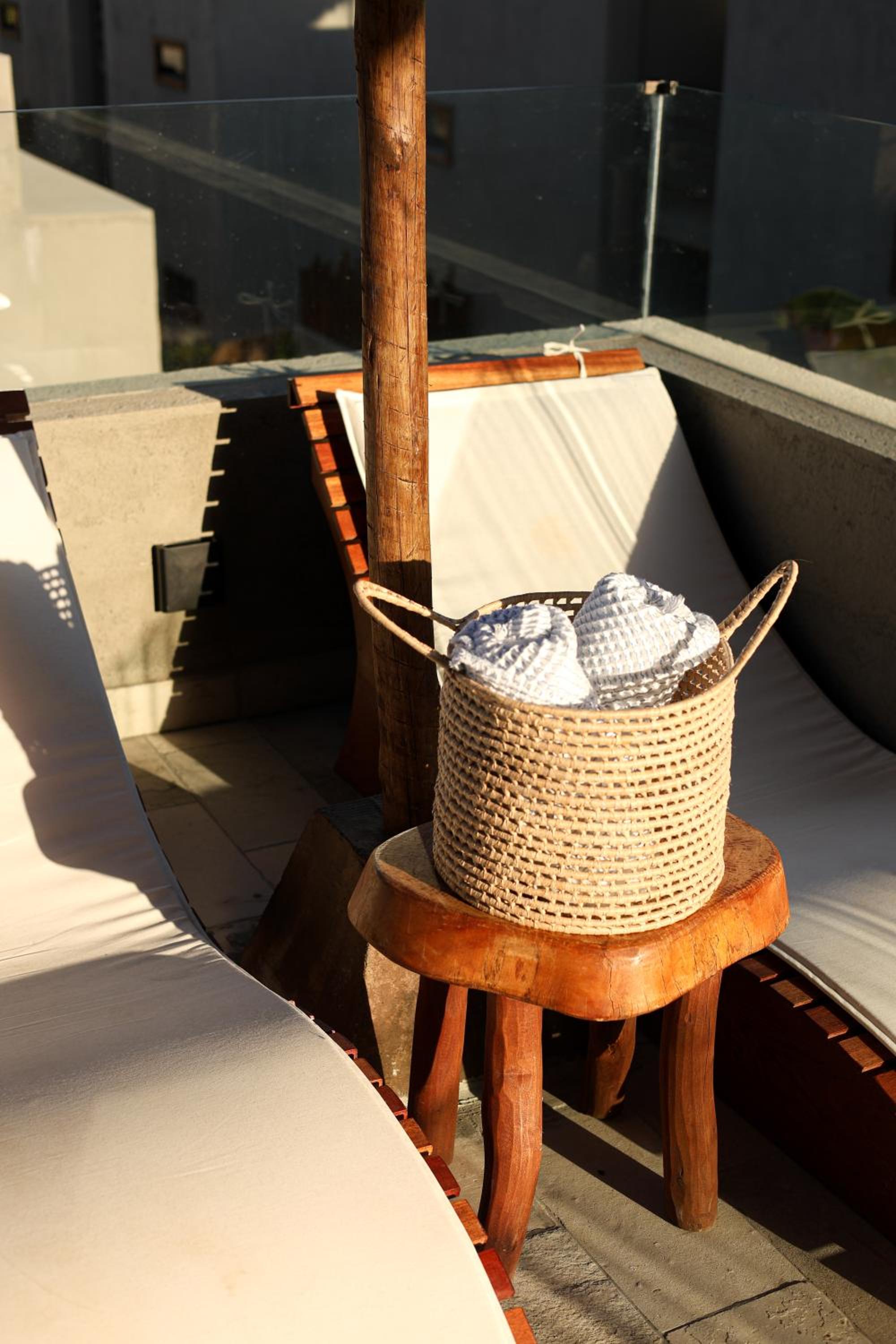 Vida Villa Boutique com piscina & vista mar!