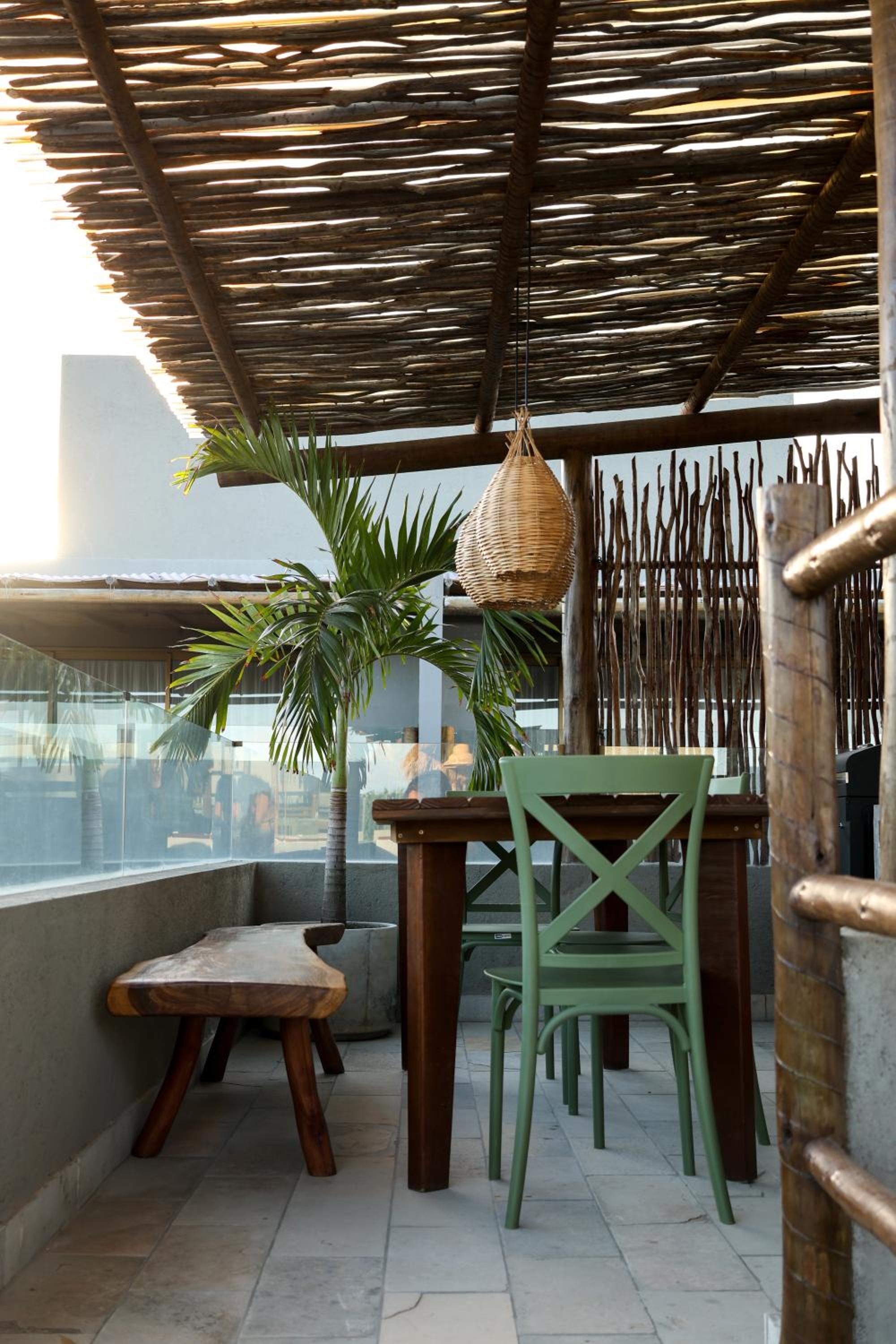 Vida Villa Boutique com piscina & vista mar!
