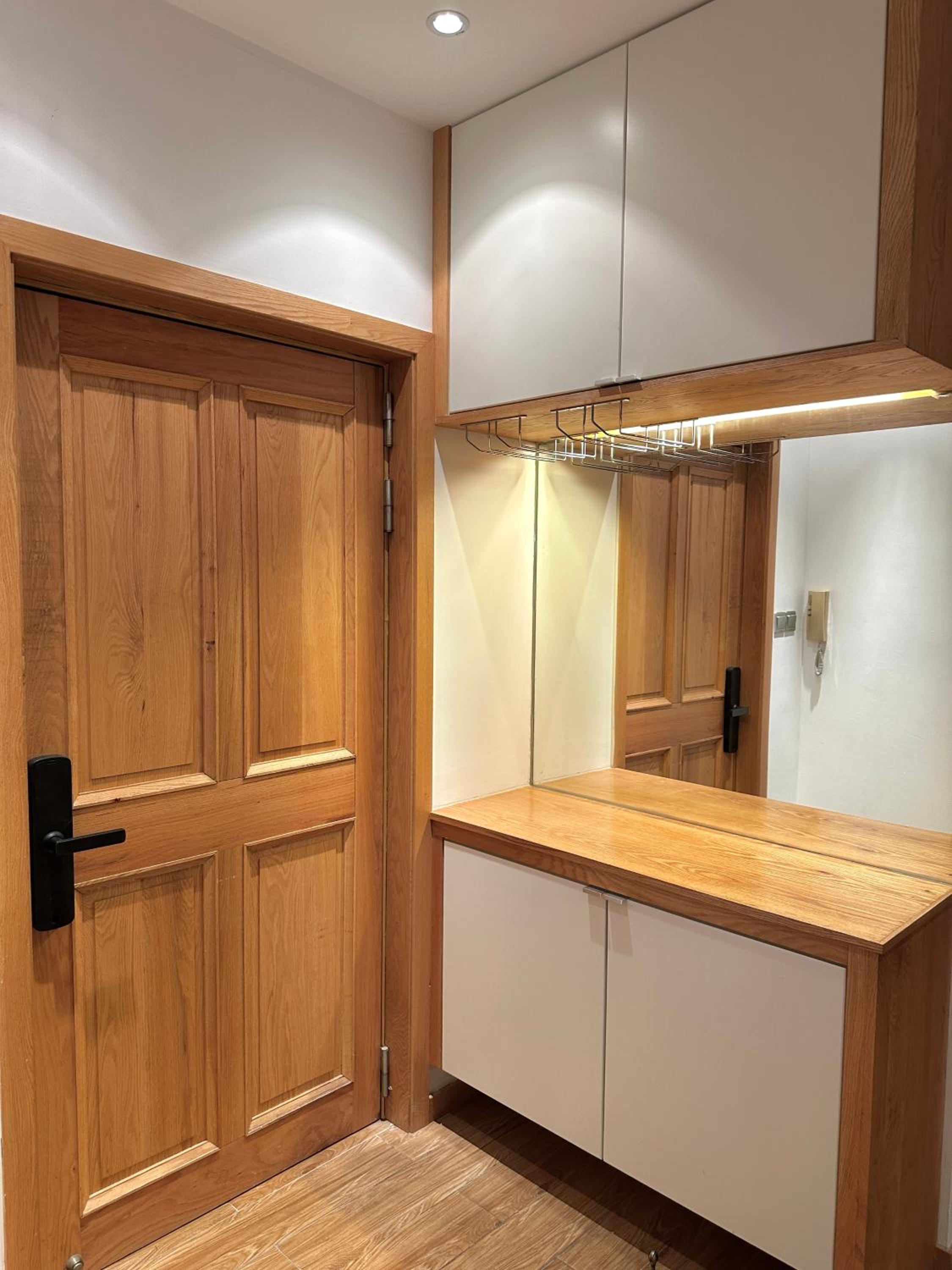 ZHome - HaiQi Garden - Four Bedroom Apartment on the Bund with Bund View