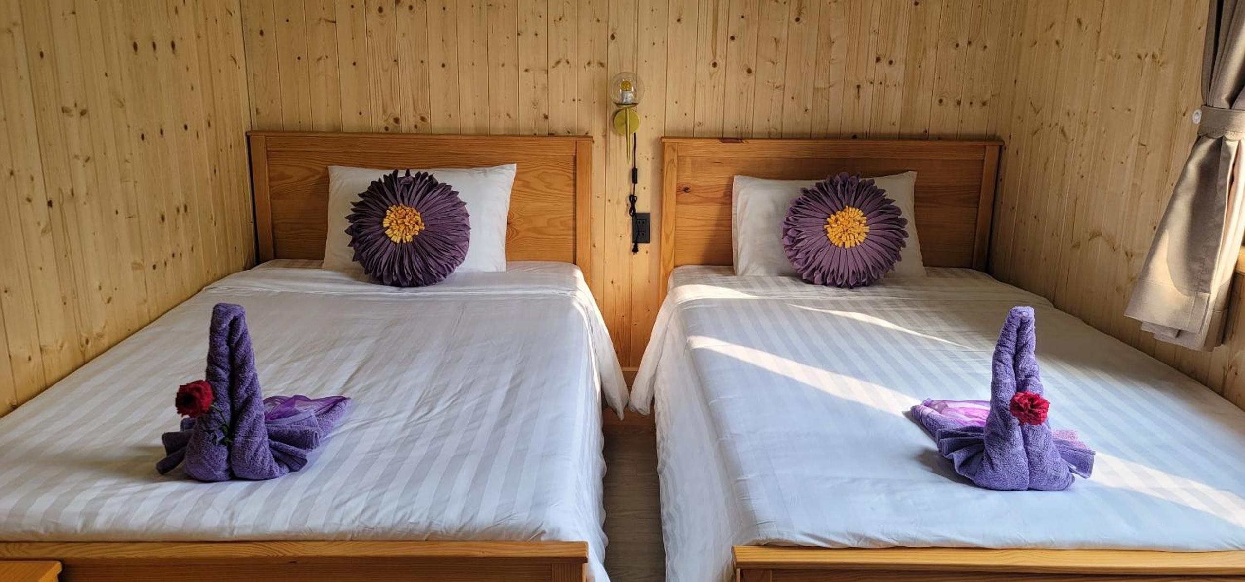 La Fleur Glamping view 5