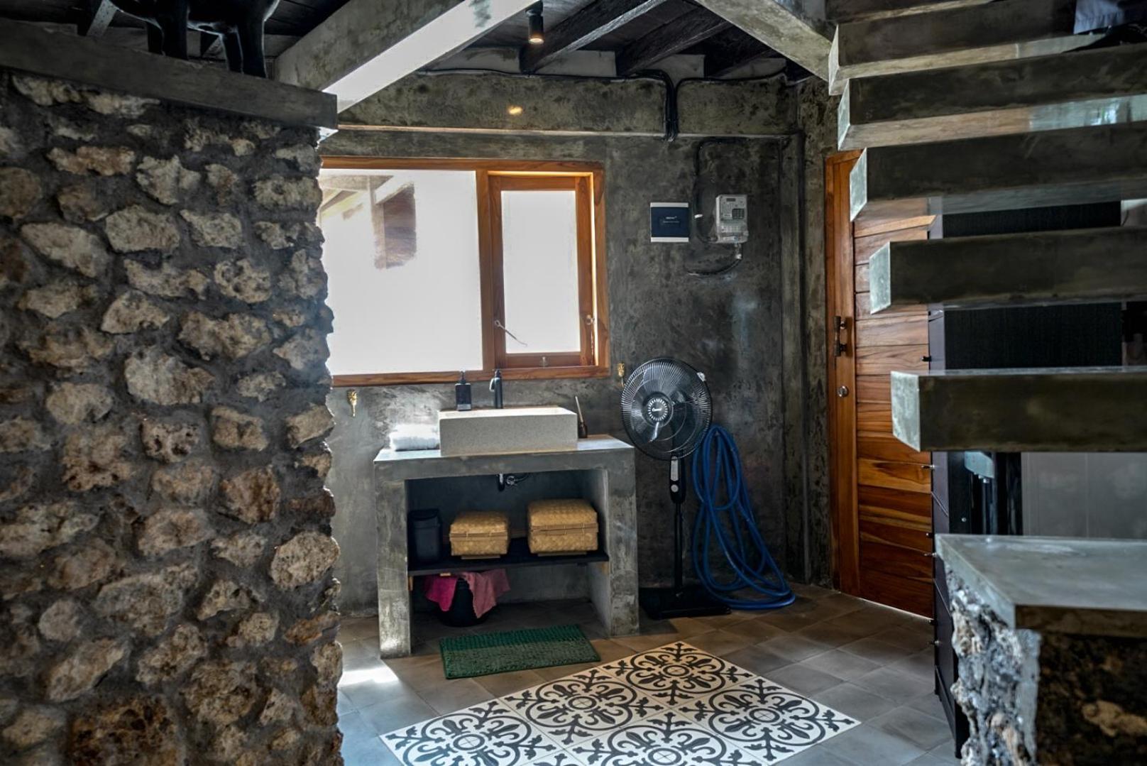Archie Home view 4