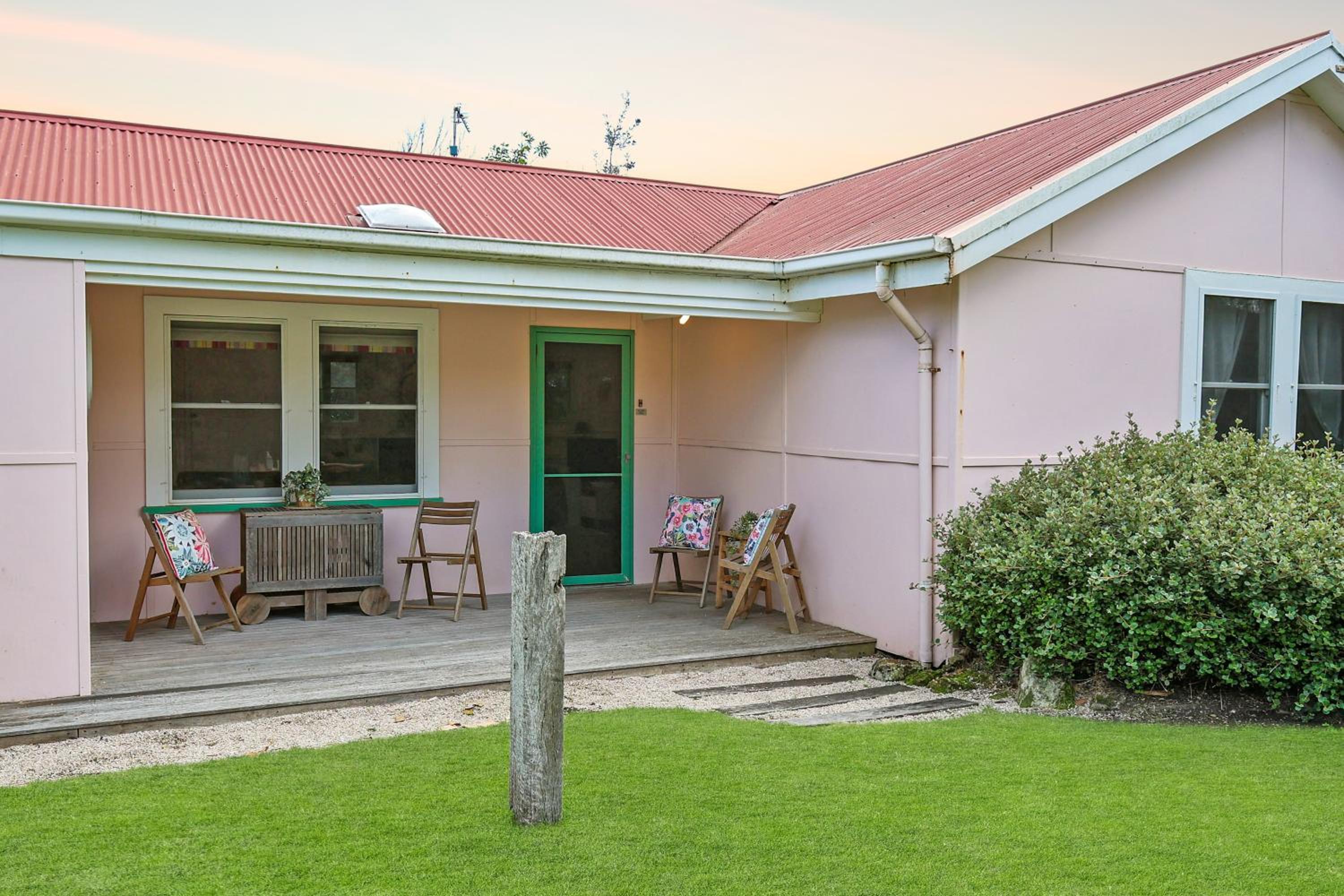 Pink Cabin By Host on the Coast