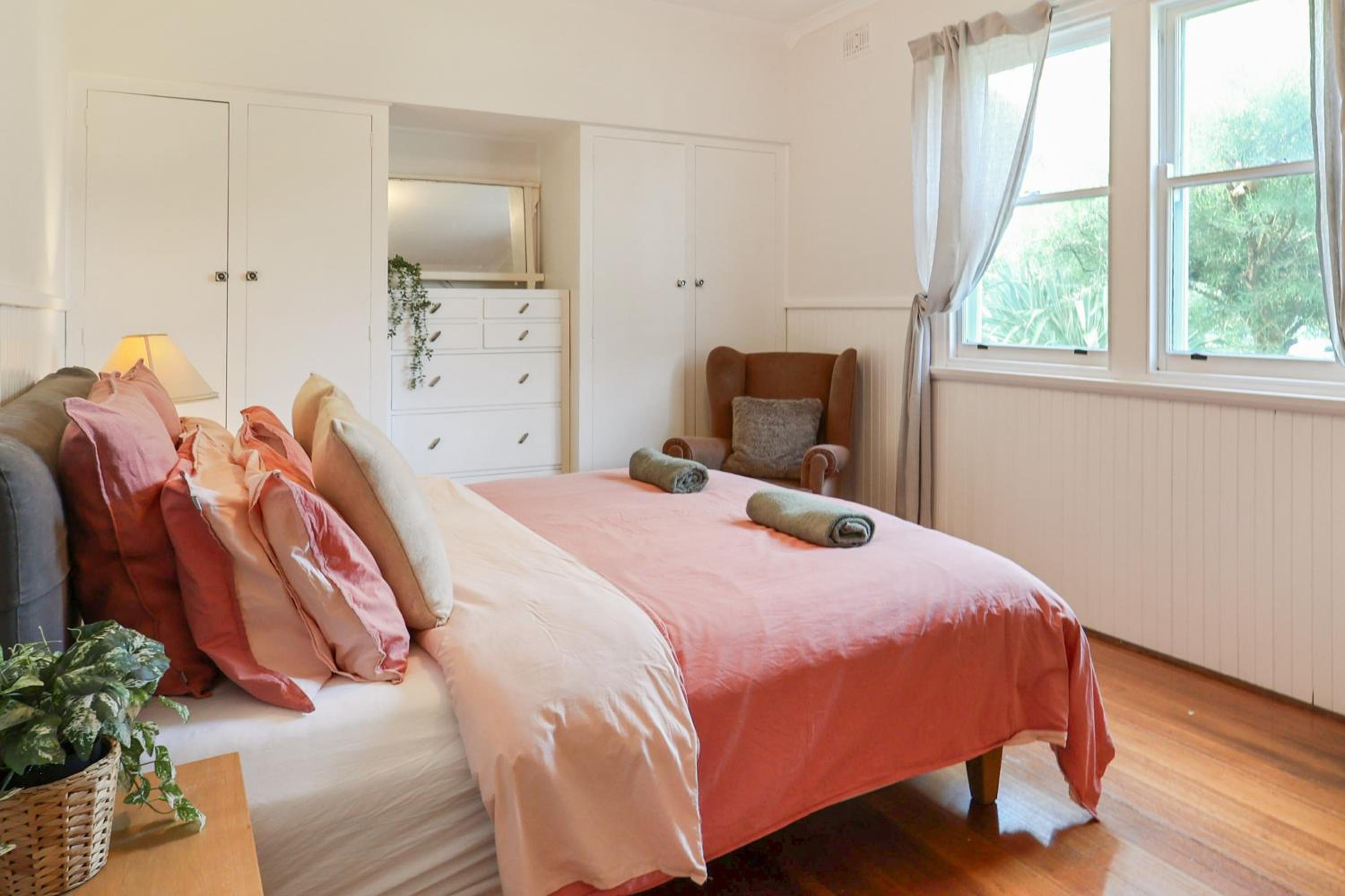 Pink Cabin By Host on the Coast