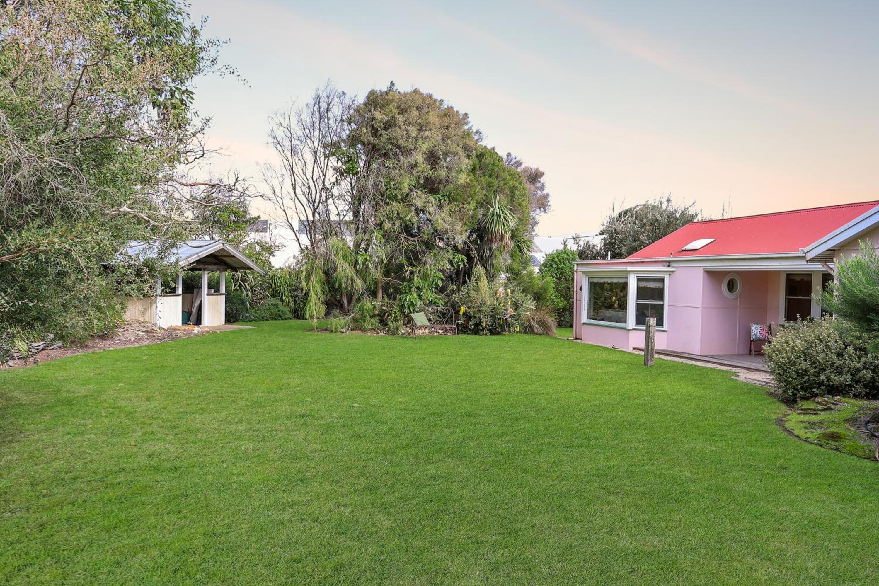 Pink Cabin By Host on the Coast