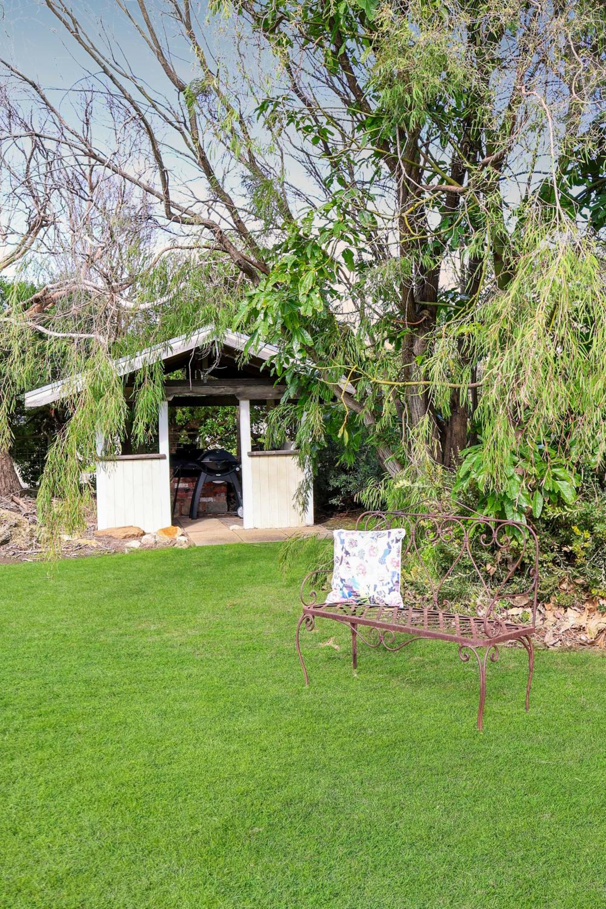Pink Cabin By Host on the Coast