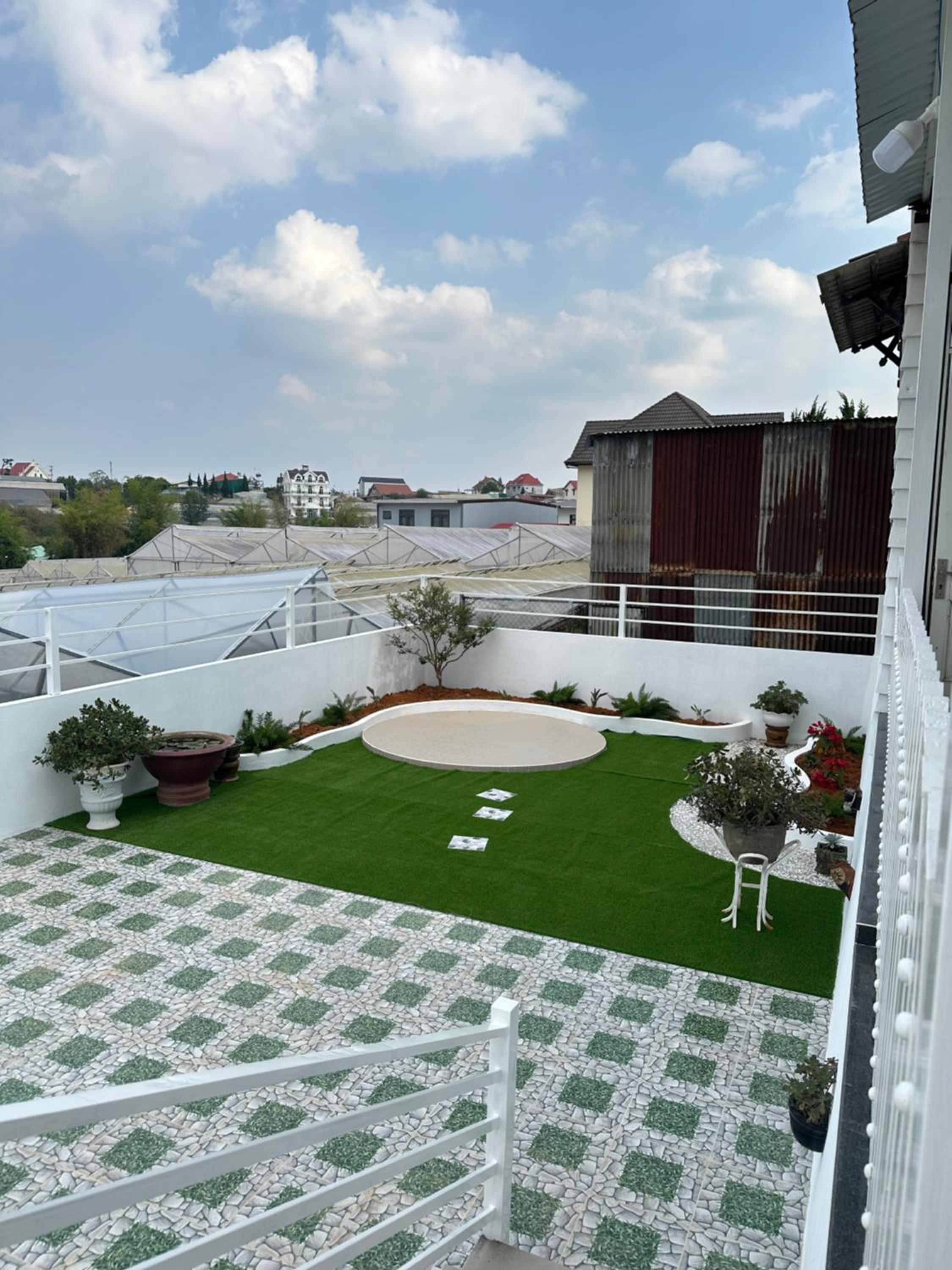 Villa NHÀ GẠO