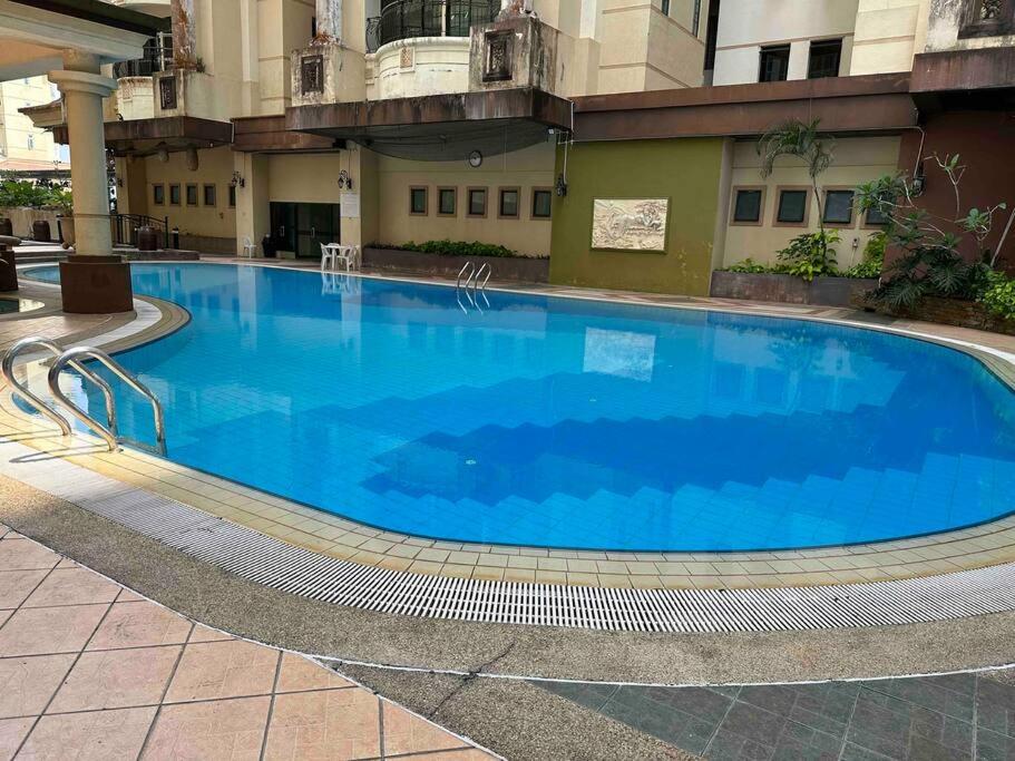 2 Bedrooms 2 Bathrooms City Condominium at Kuching Riverine Resort photo 4