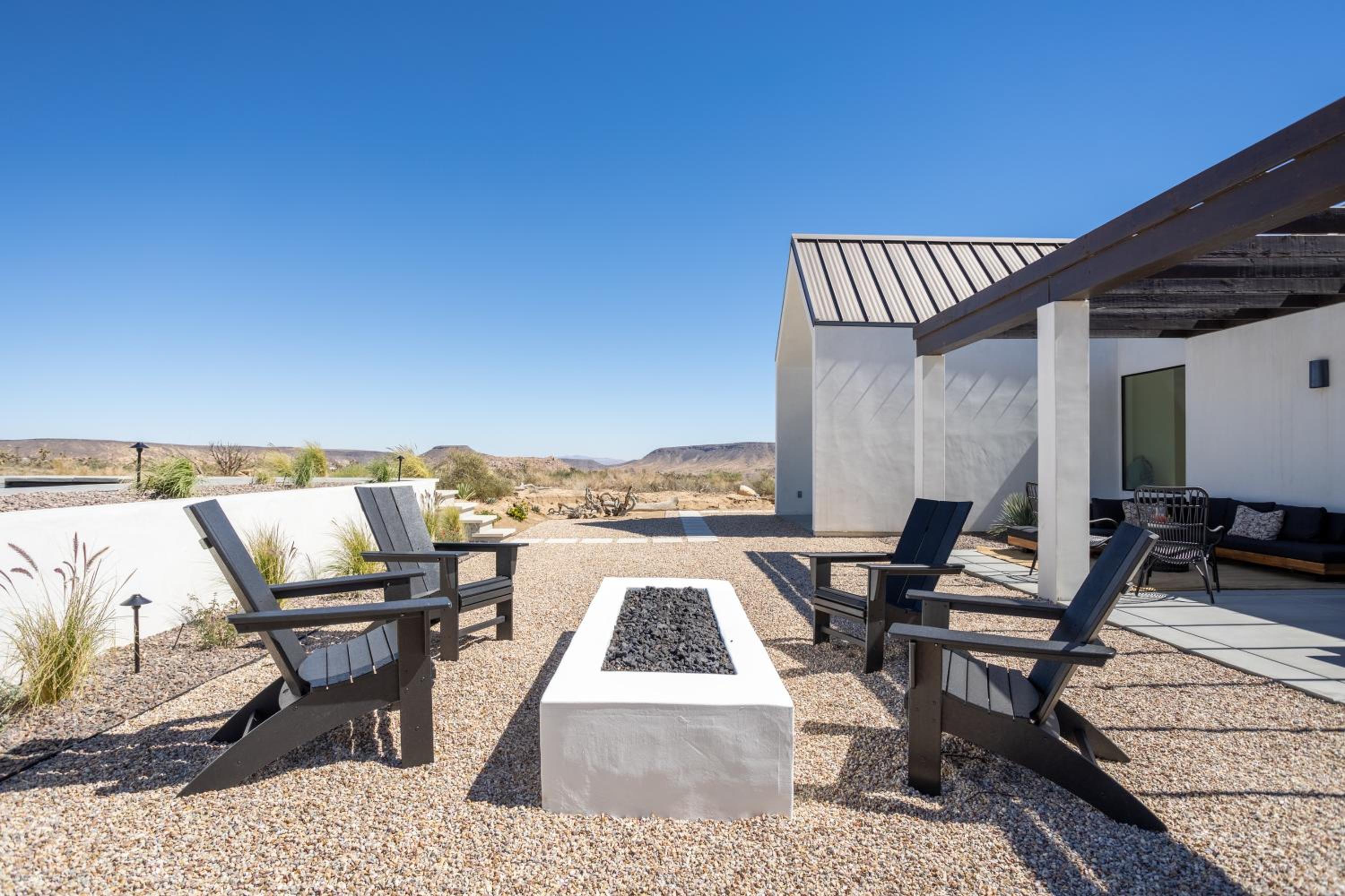 Poppy Ranch Pioneertown view 5