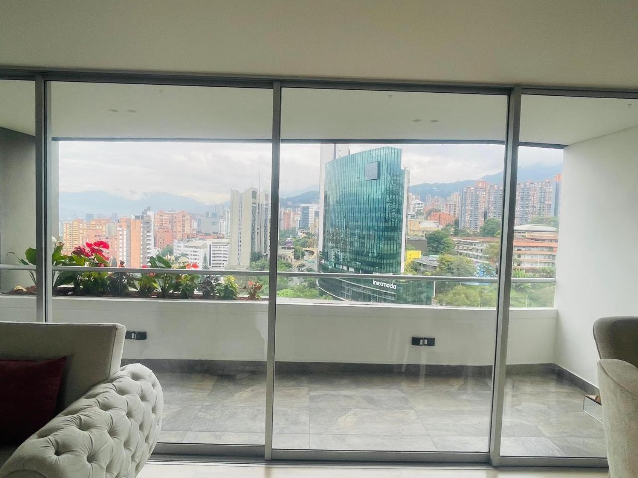 Hermoso apartamento en lo mejor de Medellin.