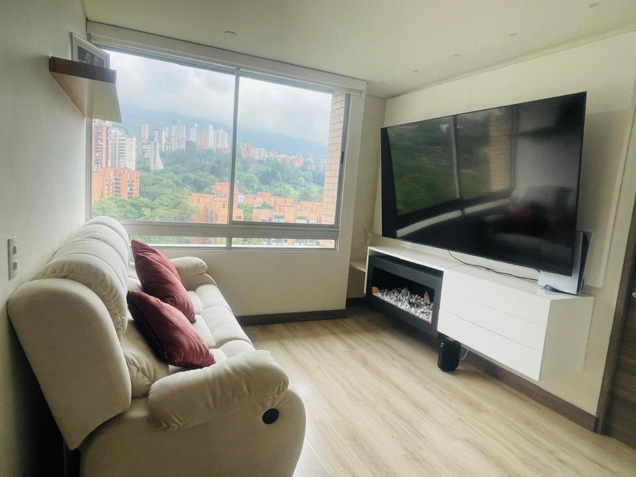 Hermoso apartamento en lo mejor de Medellin.