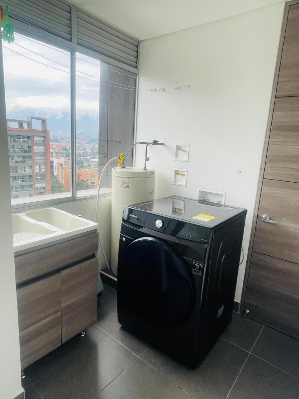 Hermoso apartamento en lo mejor de Medellin.