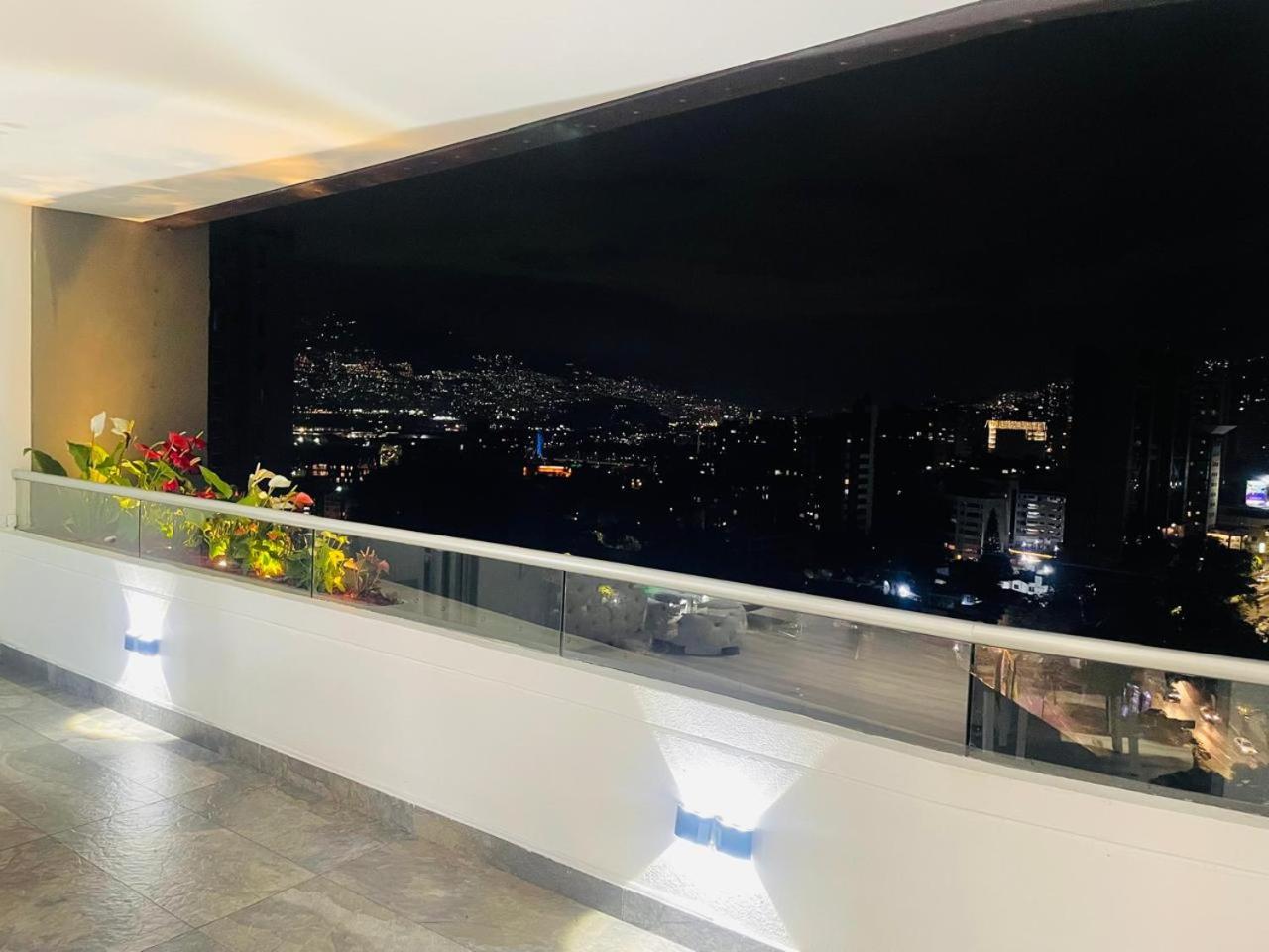 Hermoso apartamento en lo mejor de Medellin.