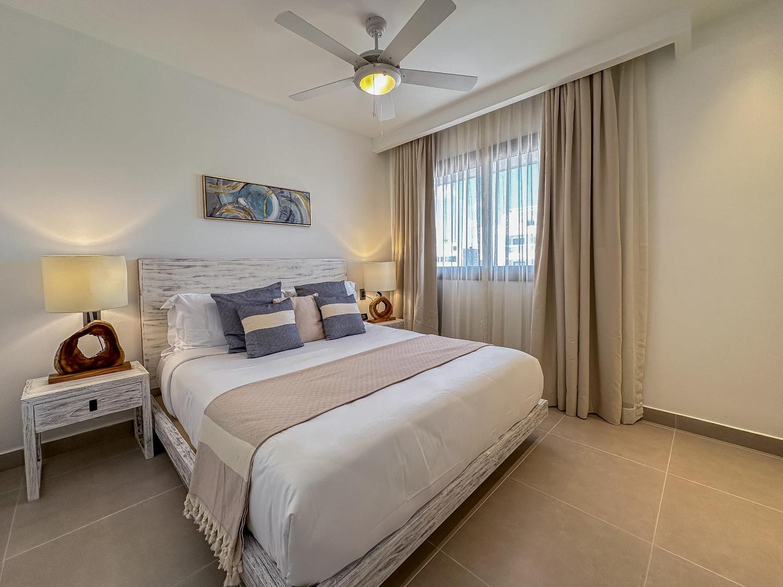 Fantastic Beach Penthouse with rooftop and BBQ