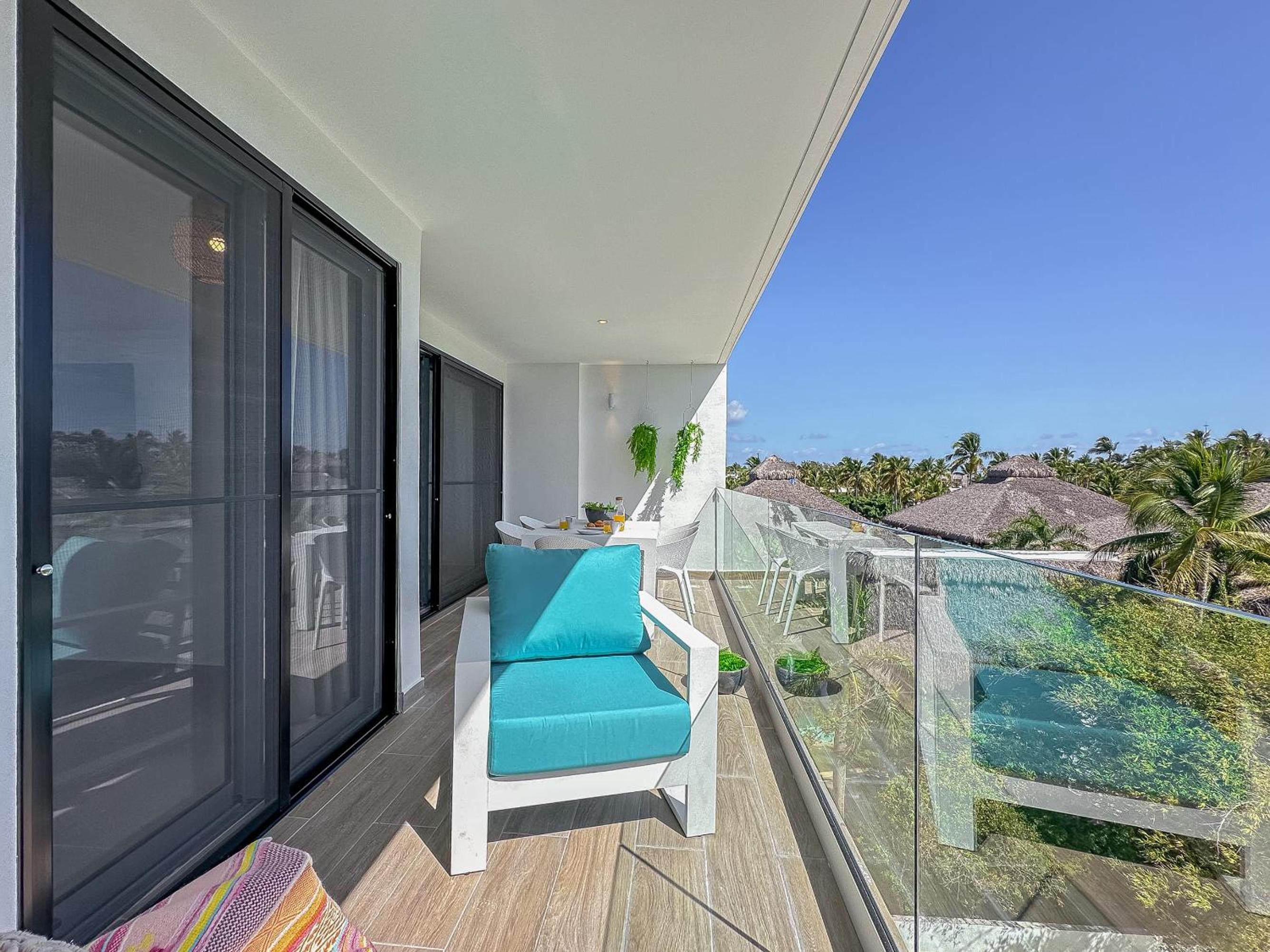 Fantastic Beach Penthouse with rooftop and BBQ