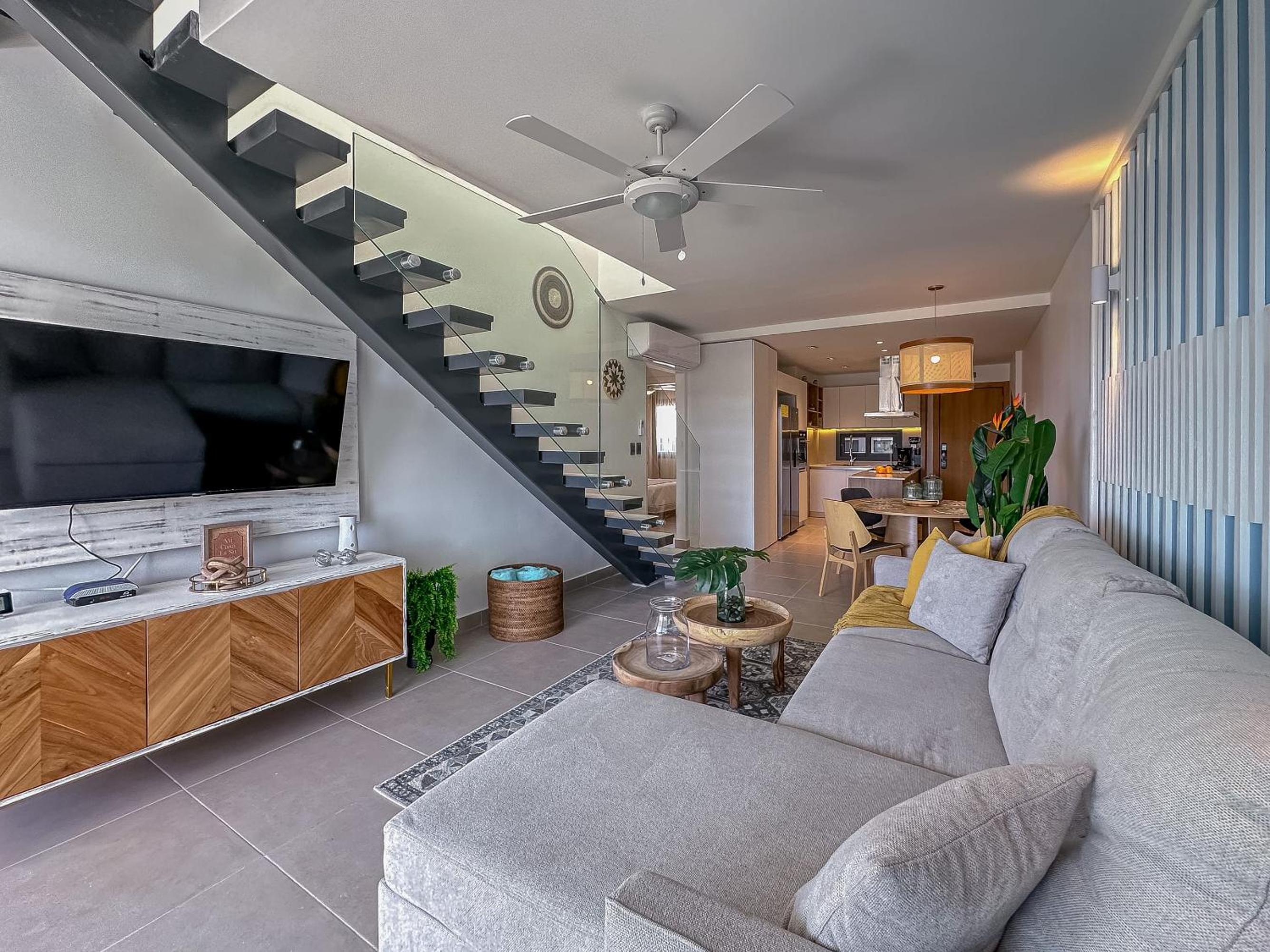 Fantastic Beach Penthouse with rooftop and BBQ