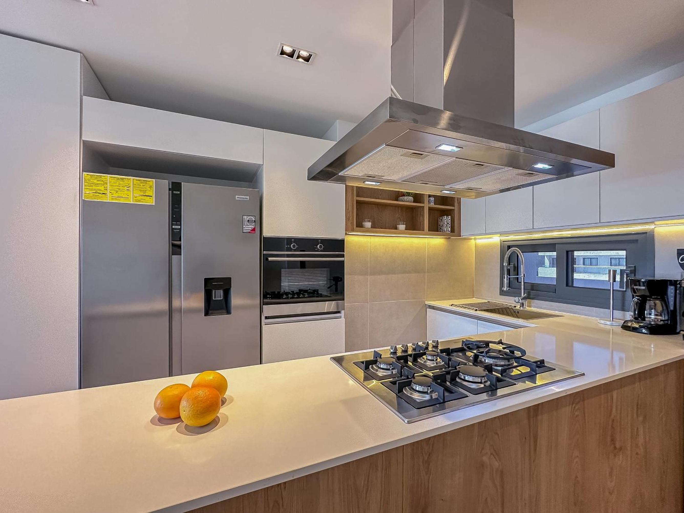 Fantastic Beach Penthouse with rooftop and BBQ