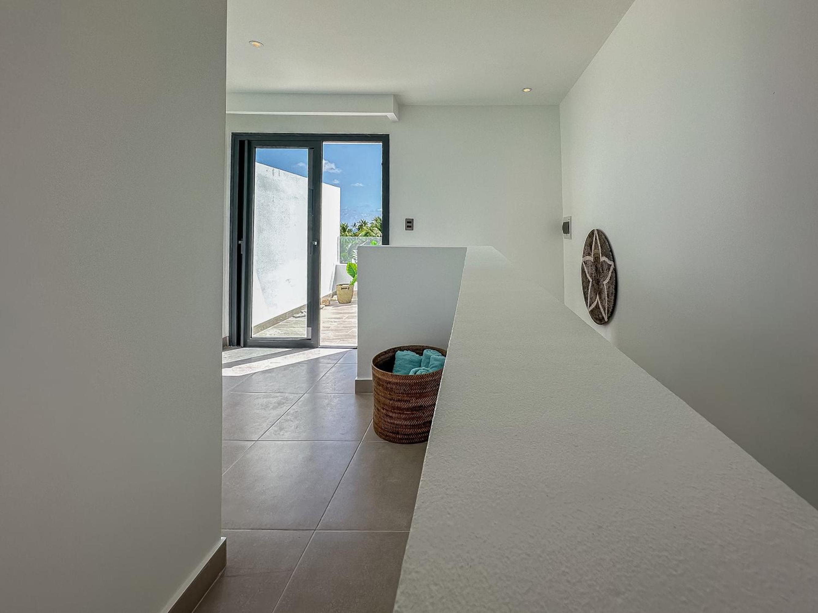 Fantastic Beach Penthouse with rooftop and BBQ