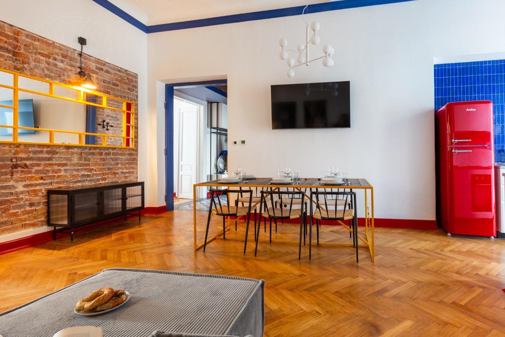 Spacious City Center Family Apartments