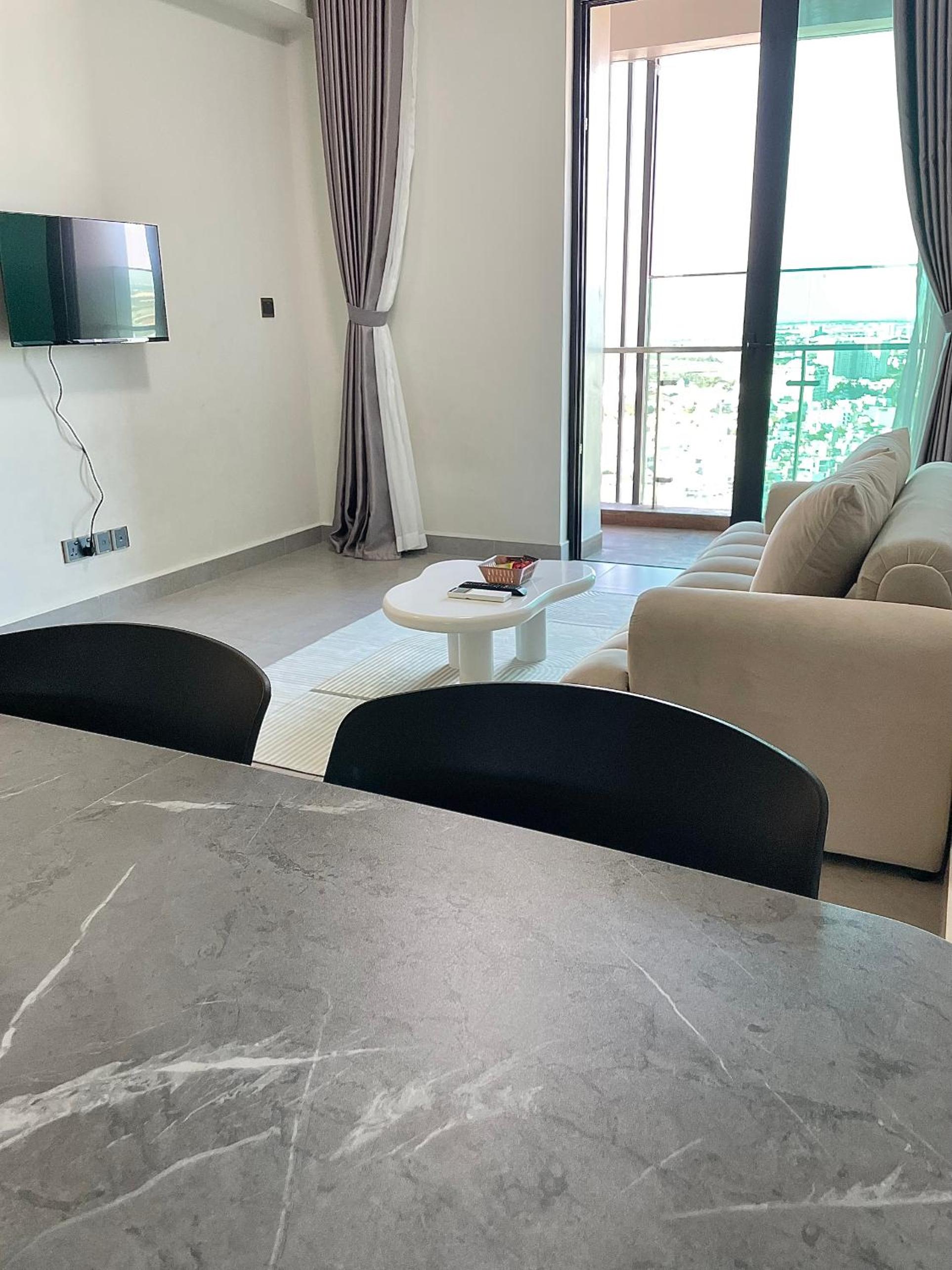 Feliz apartment 1Br ThanhMyLoi