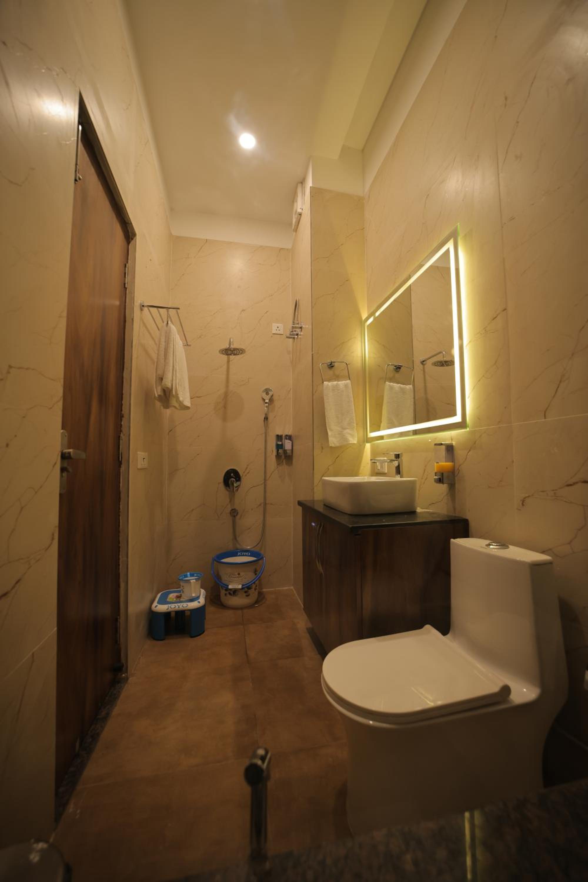 Mokshda Premium Hotel & Restaurant, Rishikesh