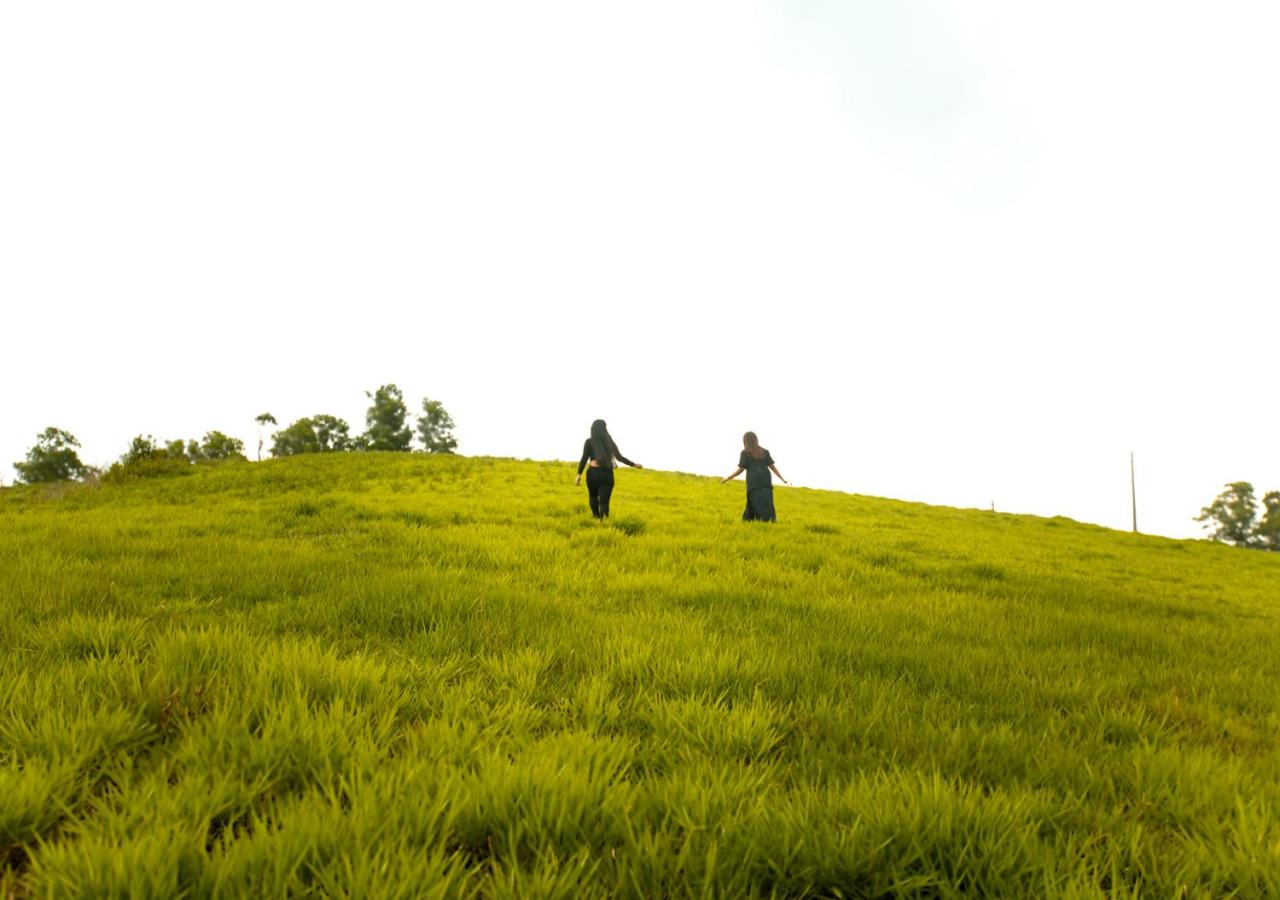 White Stone Vagamon Hilltop Cottage by VOYE HOMES , Private Villa with Scenic Mountain Views view 2